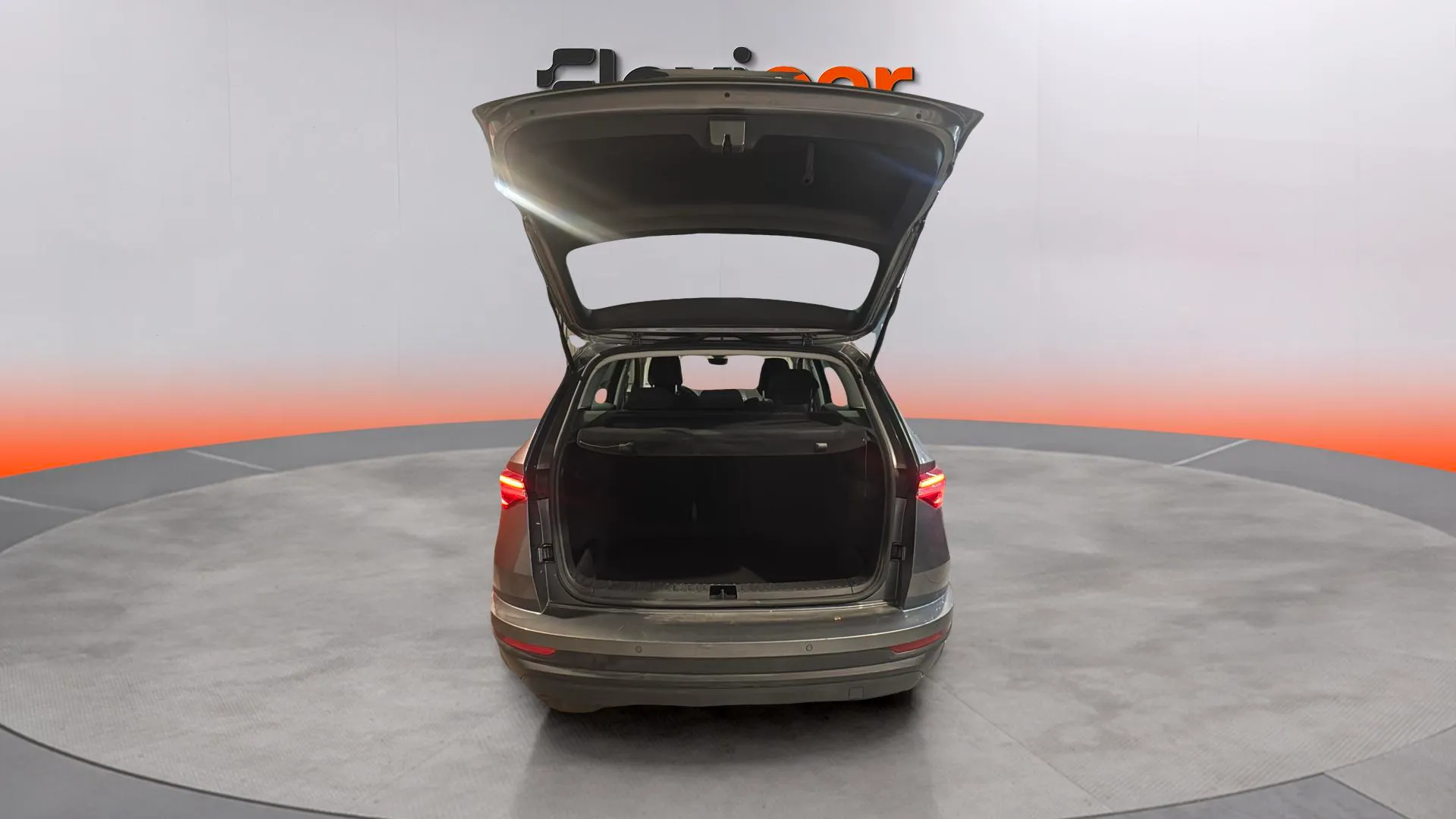 Škoda Karoq 1.5 TSI DSG ACT Selection - foto 9