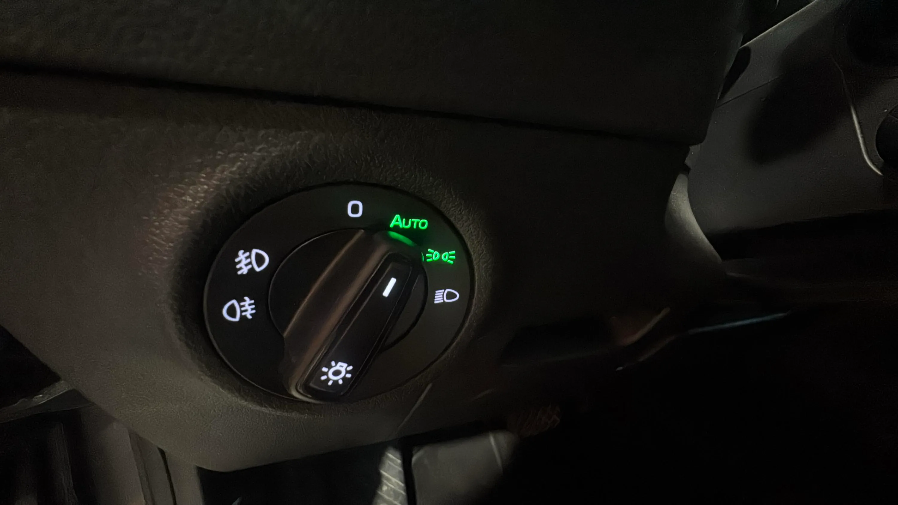 Škoda Karoq 1.5 TSI DSG ACT Selection - foto 28