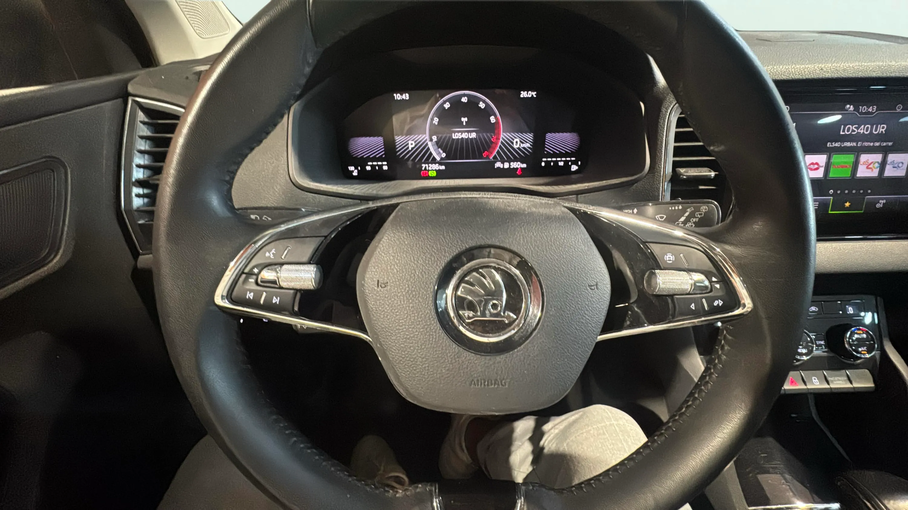 Škoda Karoq 1.5 TSI DSG ACT Selection - foto 17