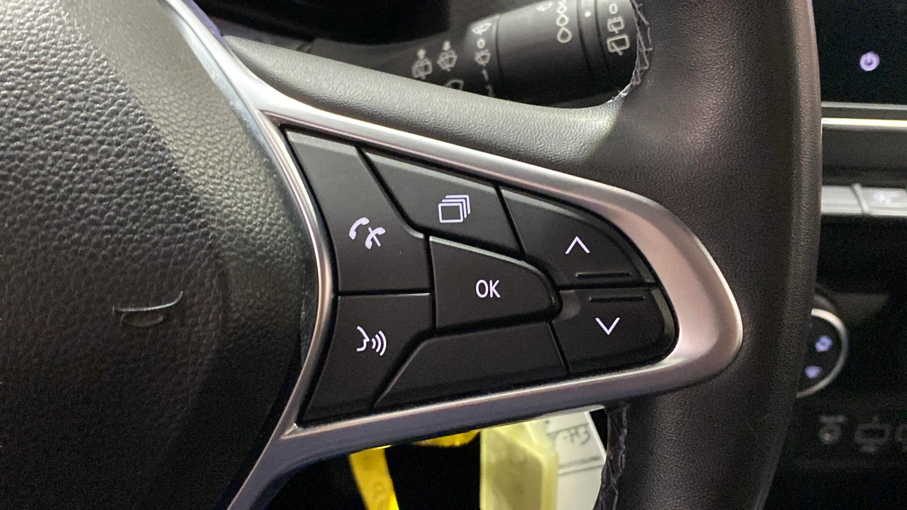 Renault Clio Zen TCe - foto 20