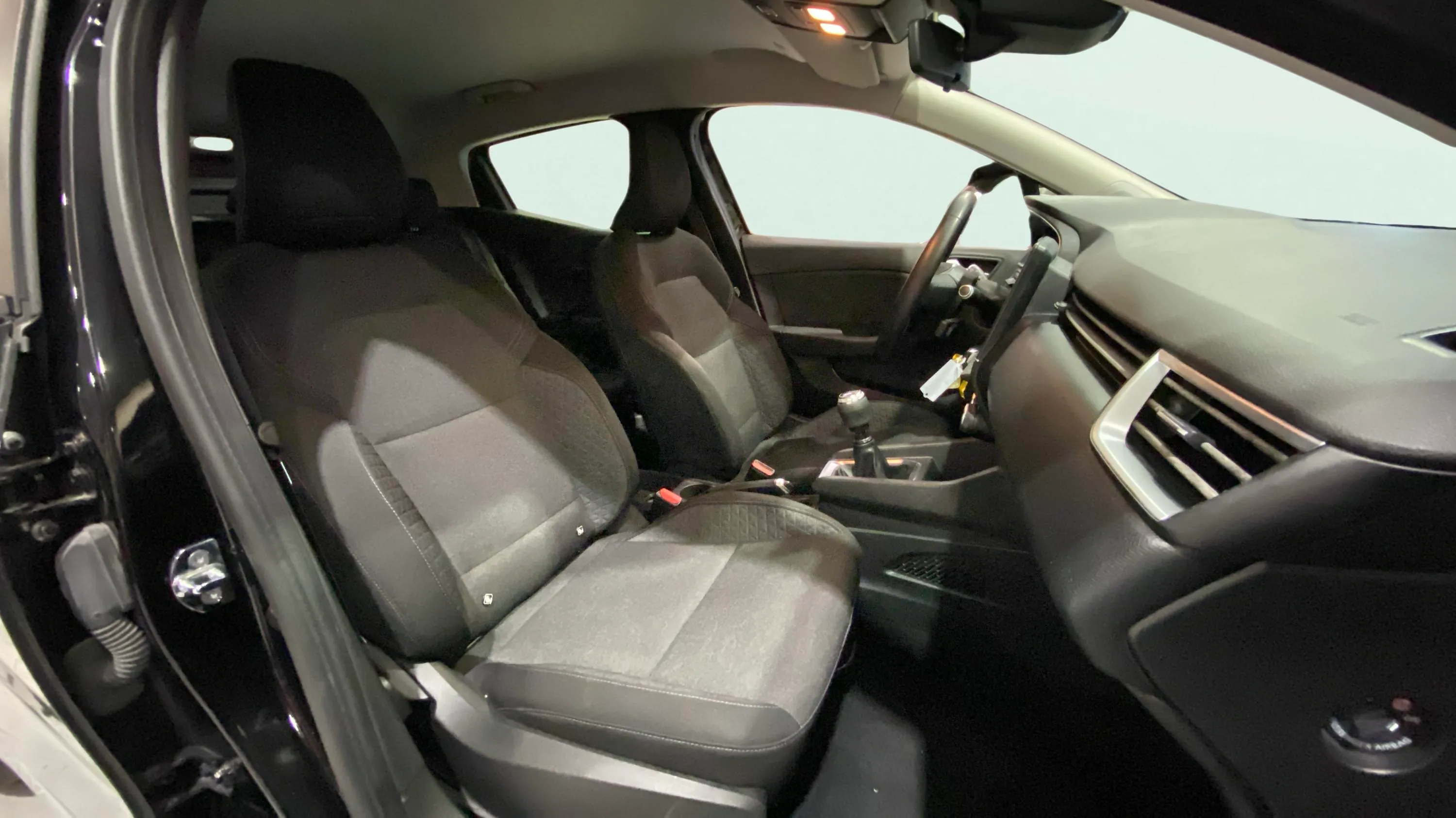 Renault Clio Zen TCe - foto 11