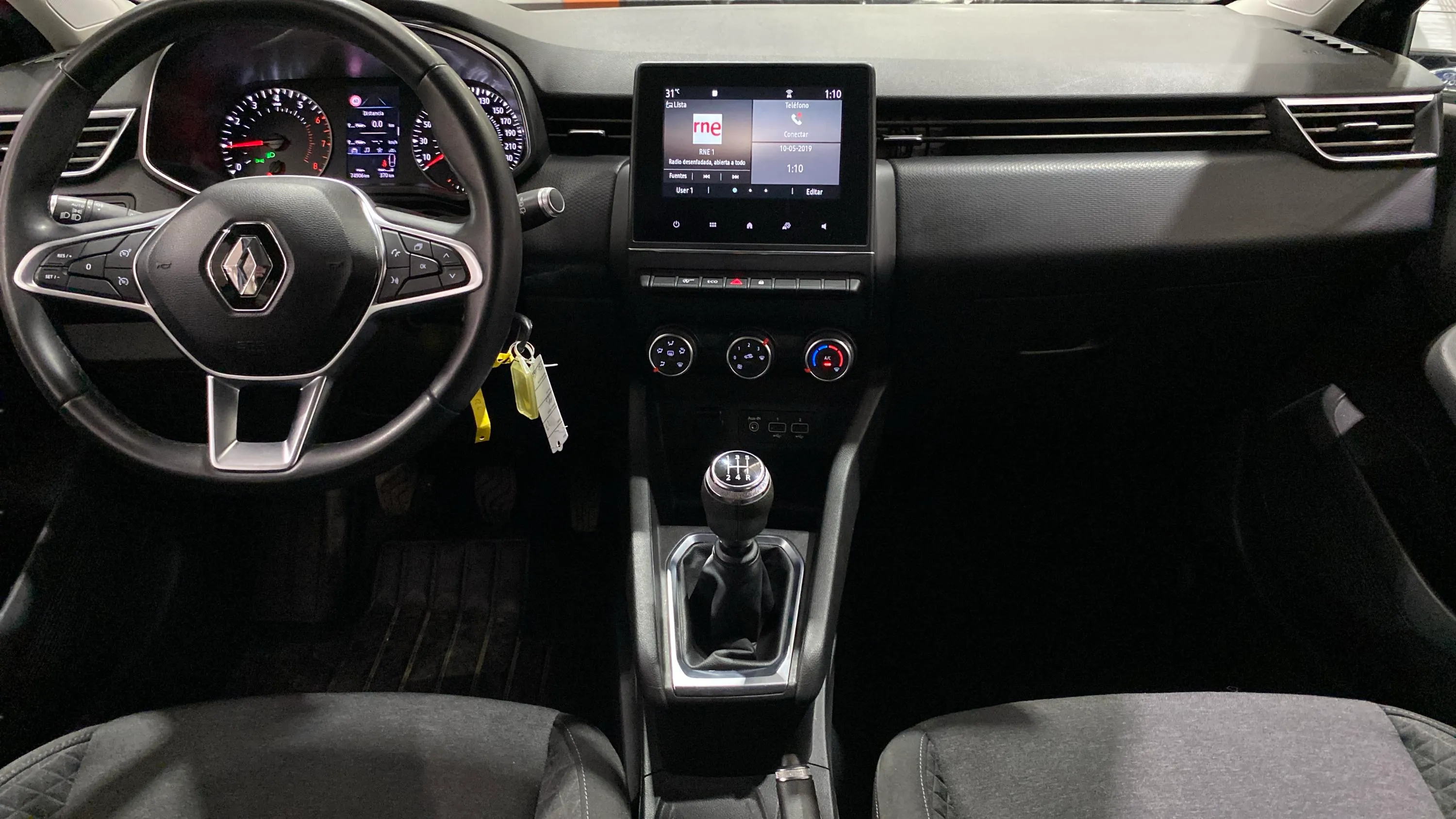 Renault Clio Zen TCe - foto 22