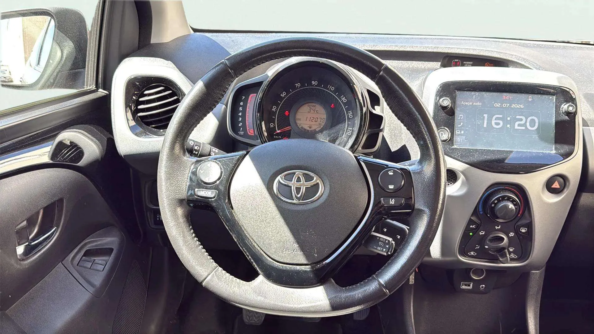 Toyota Aygo 1.0 70 x-wave - foto 11