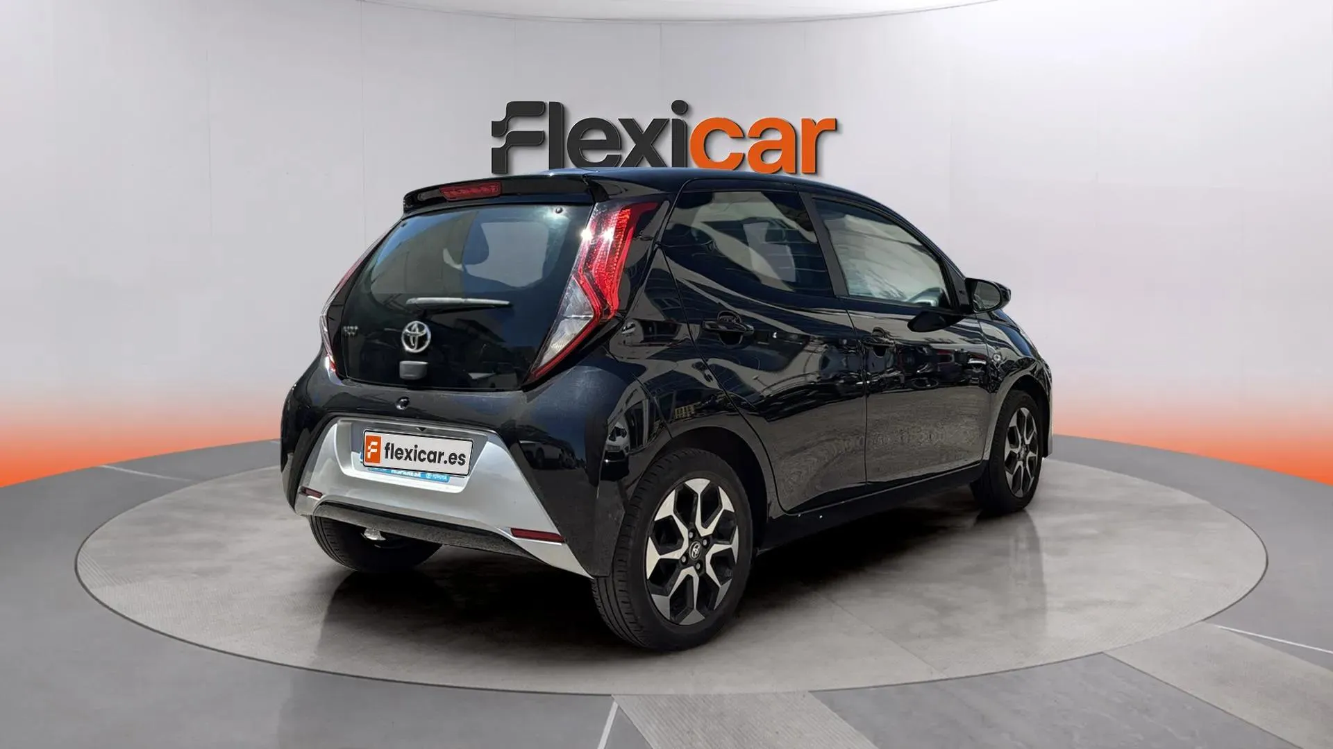 Toyota Aygo 1.0 70 x-wave - foto 5