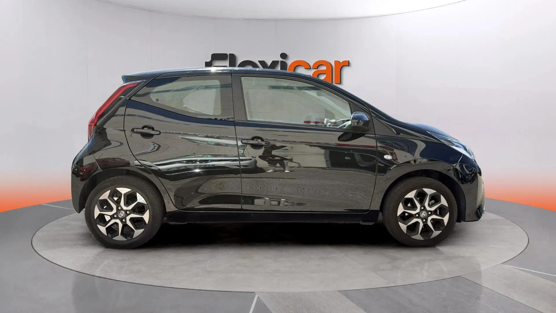Toyota Aygo 1.0 70 x-wave - foto 6