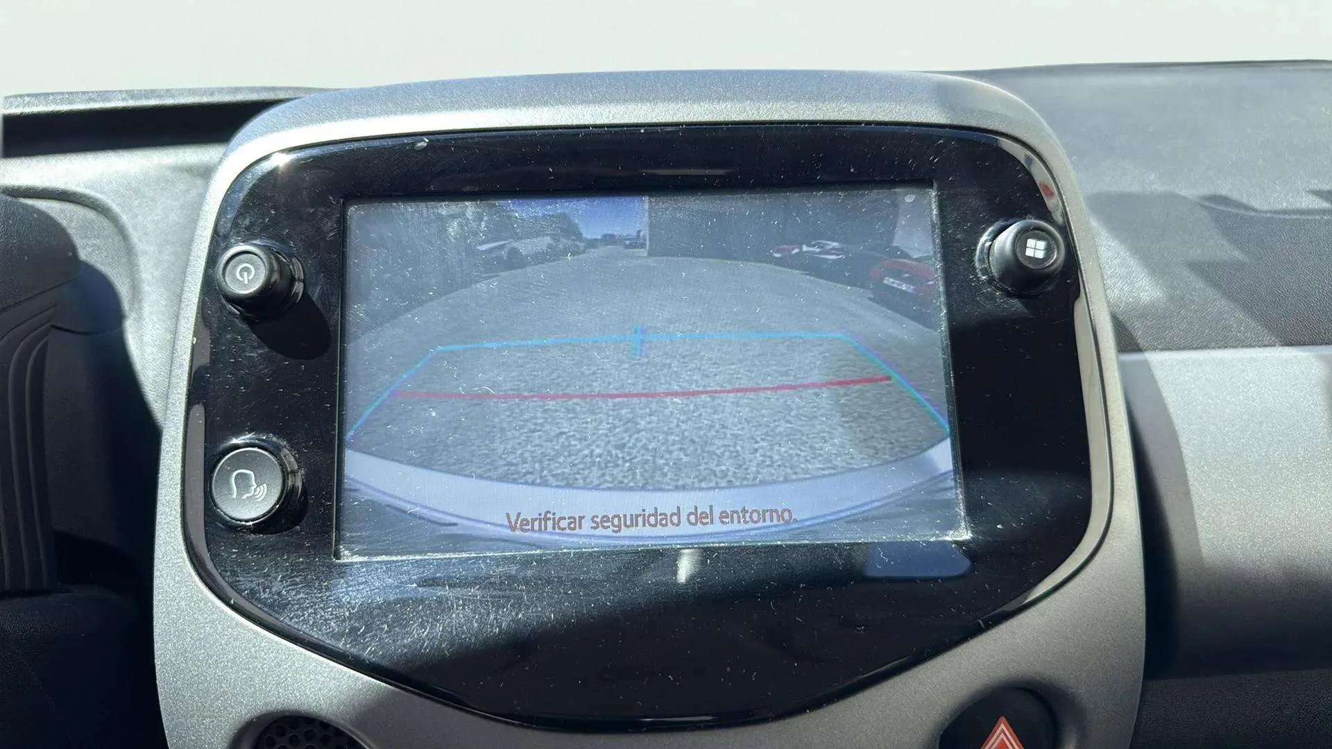 Toyota Aygo 1.0 70 x-wave - foto 26