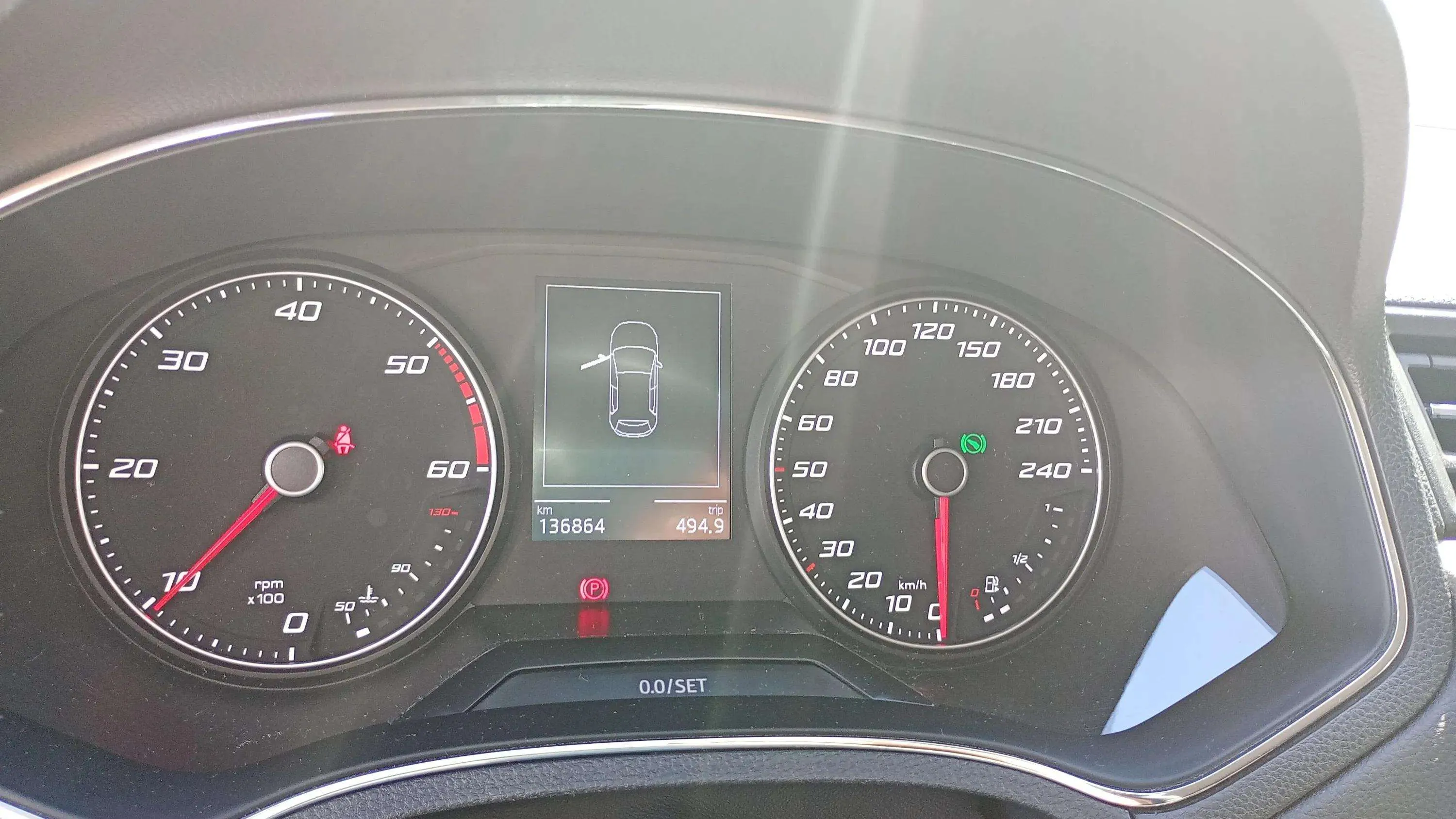 SEAT Ibiza 1.6 TDI DSG FR - foto 13