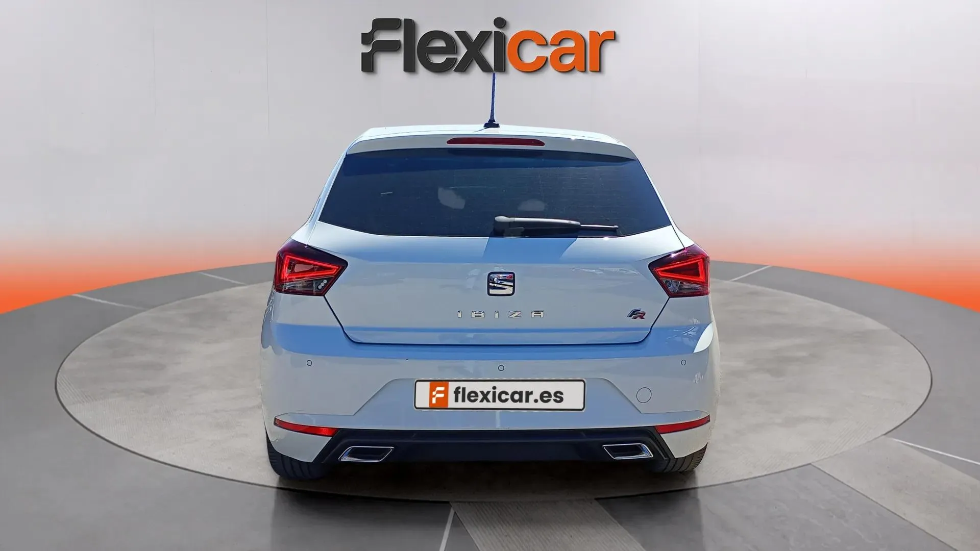 SEAT Ibiza 1.6 TDI DSG FR - foto 5