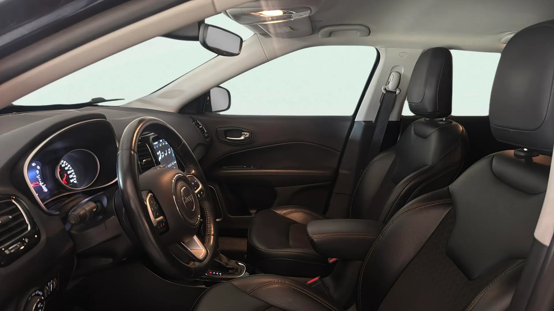 Jeep Compass 2.0 Mjet Limited 4x4 ATX - foto 18