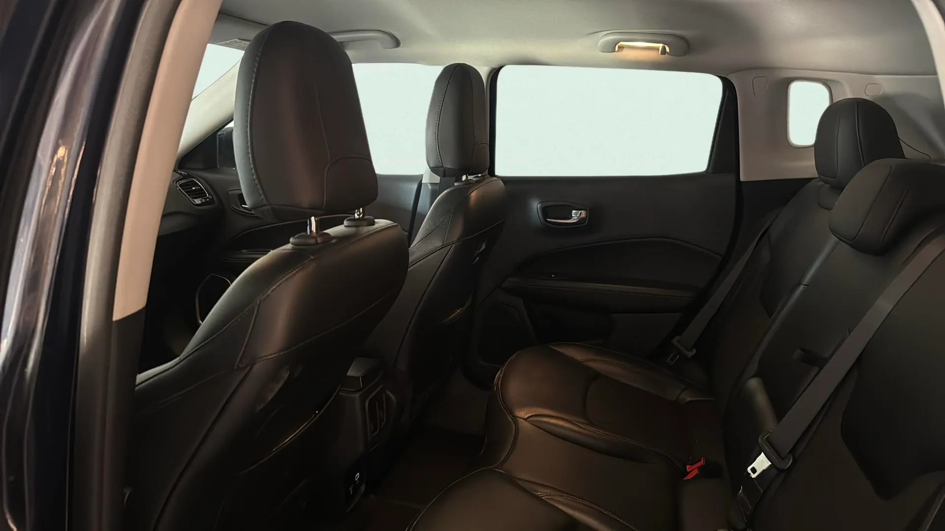 Jeep Compass 2.0 Mjet Limited 4x4 ATX - foto 19