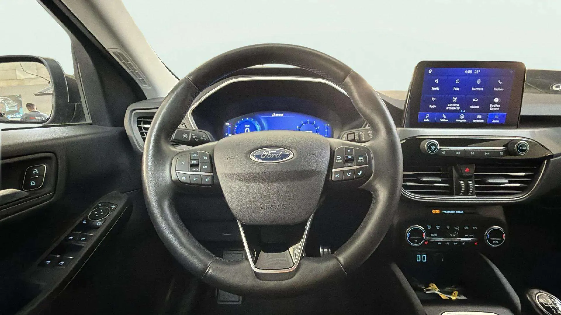 Ford Kuga Titanium 1.5 EcoBoost - foto 14