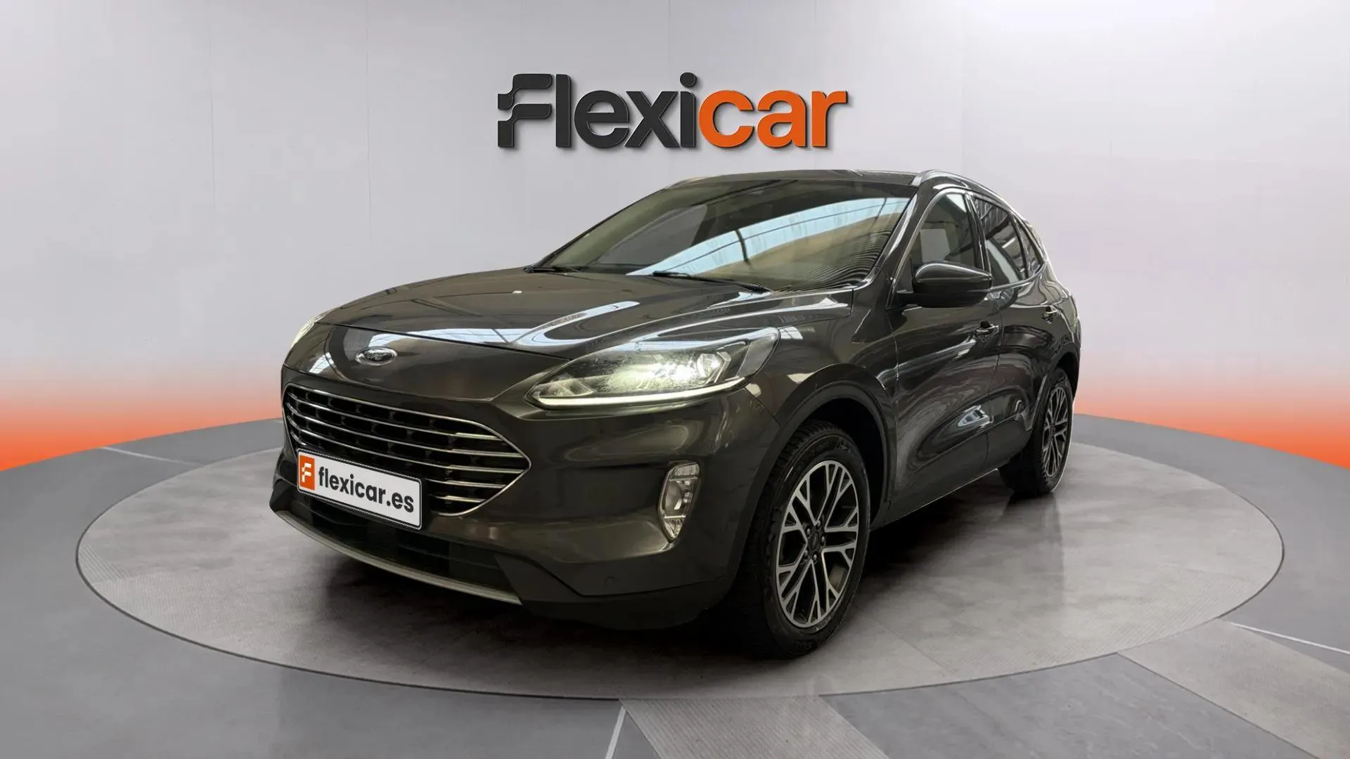 Ford Kuga Titanium 1.5 EcoBoost - foto 2