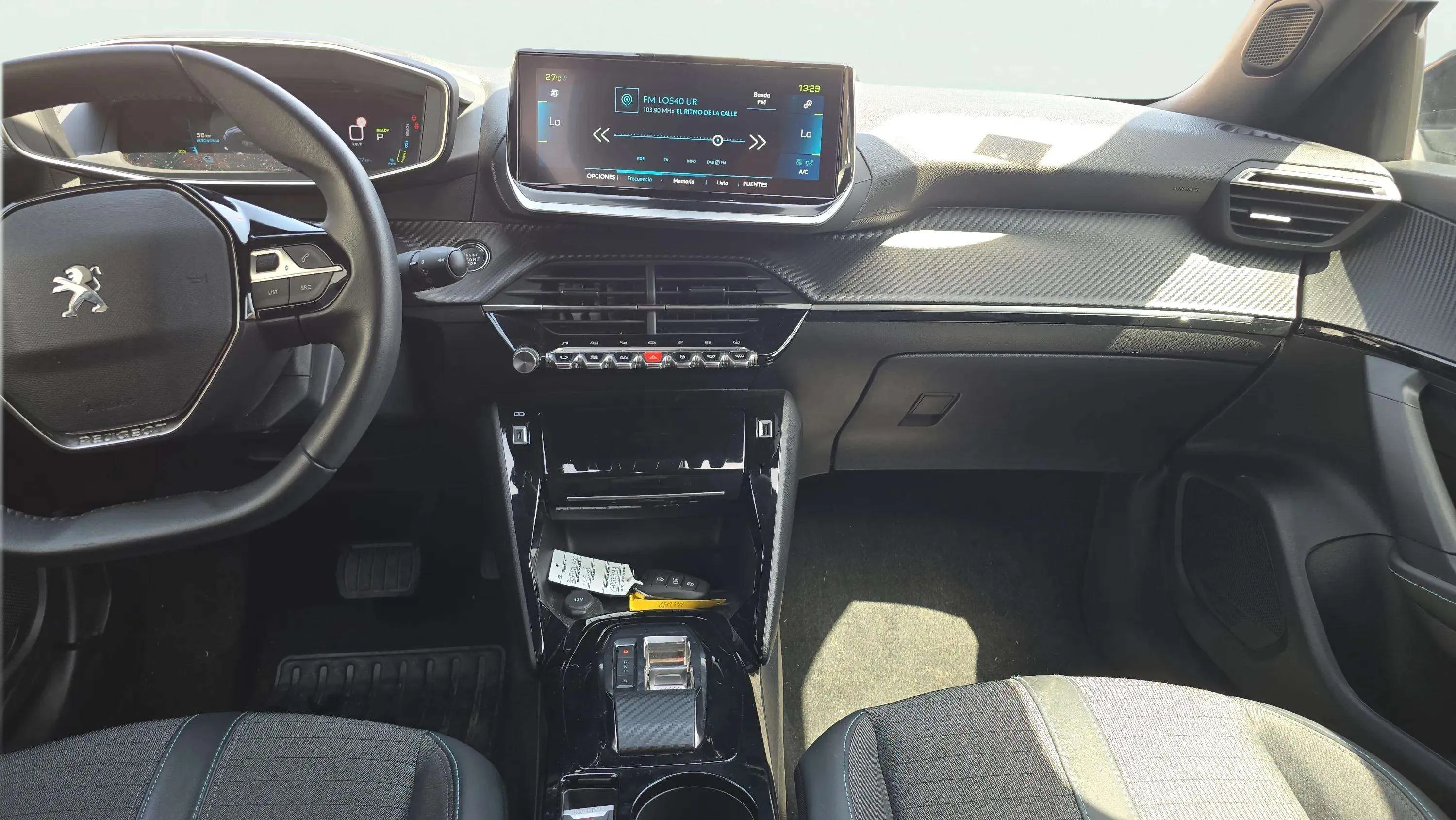 Peugeot 2008 Eléctrico Allure 136 - foto 12