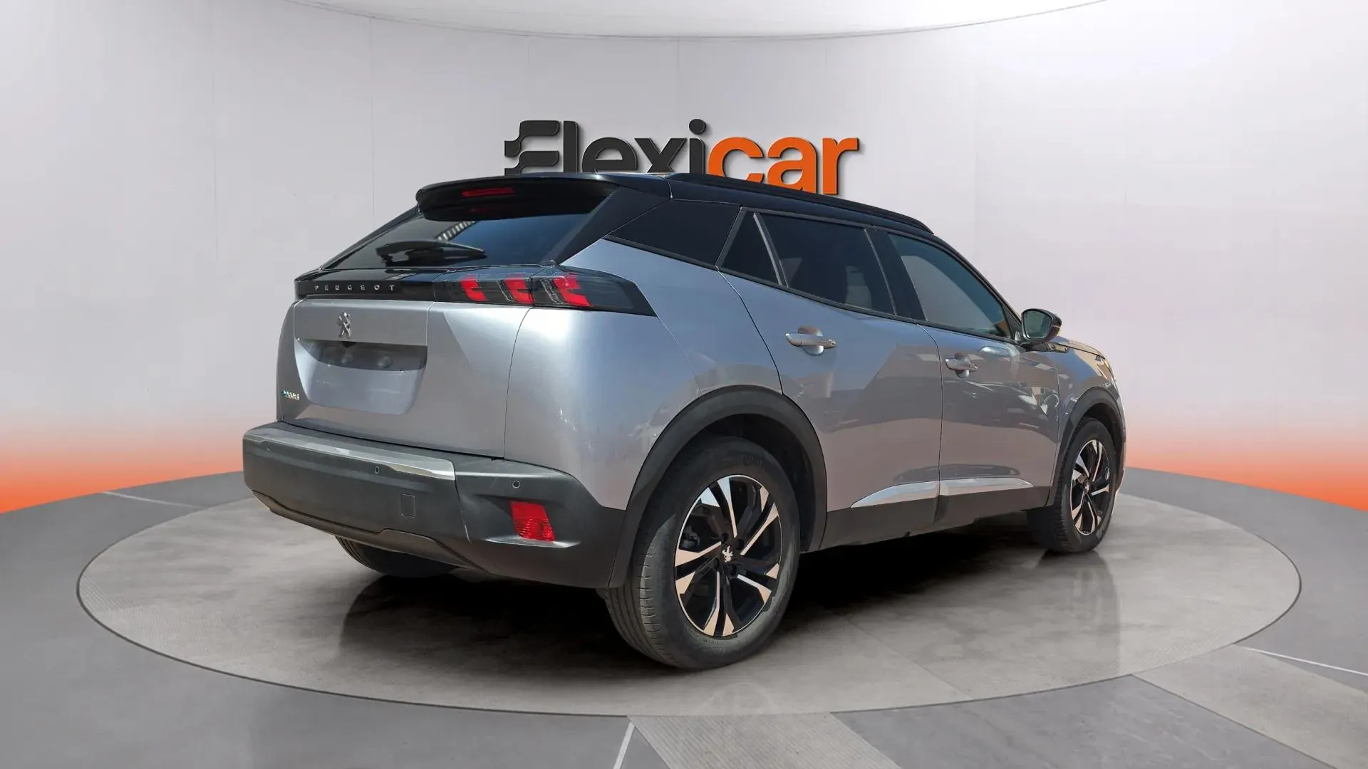 Peugeot 2008 Eléctrico Allure 136 - foto 4