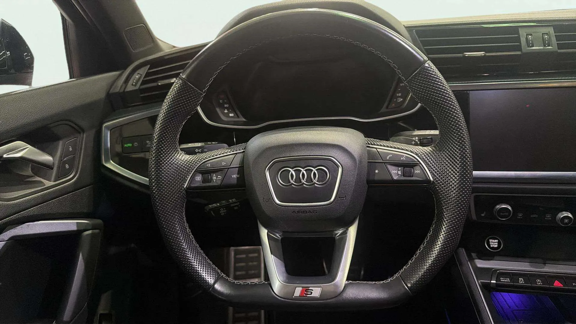 Audi Q3 Black line 35 TDI S tronic - foto 11