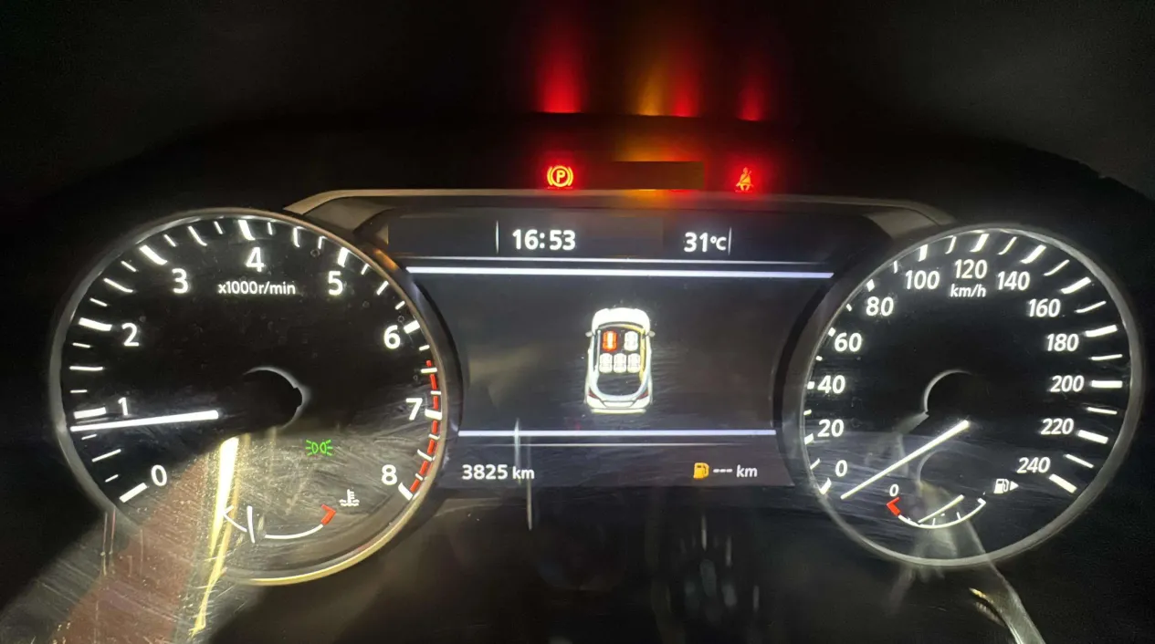 Nissan Juke DIG-T N-Connecta - foto 18