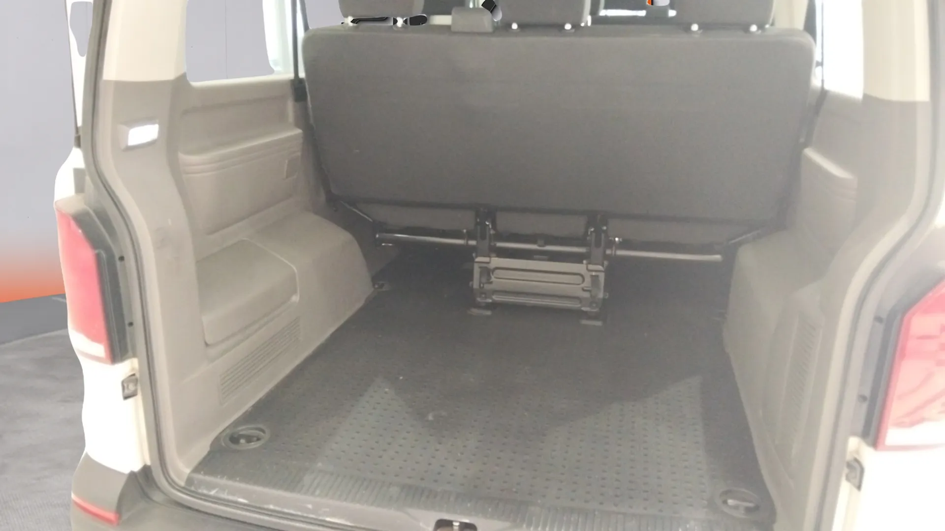Volkswagen Caravelle Origin Corta 2.0 TDI BMT DSG - foto 10