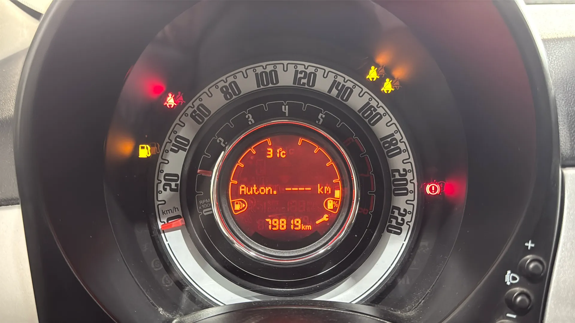 Fiat 500 Sport 1.0 Hybrid - foto 12