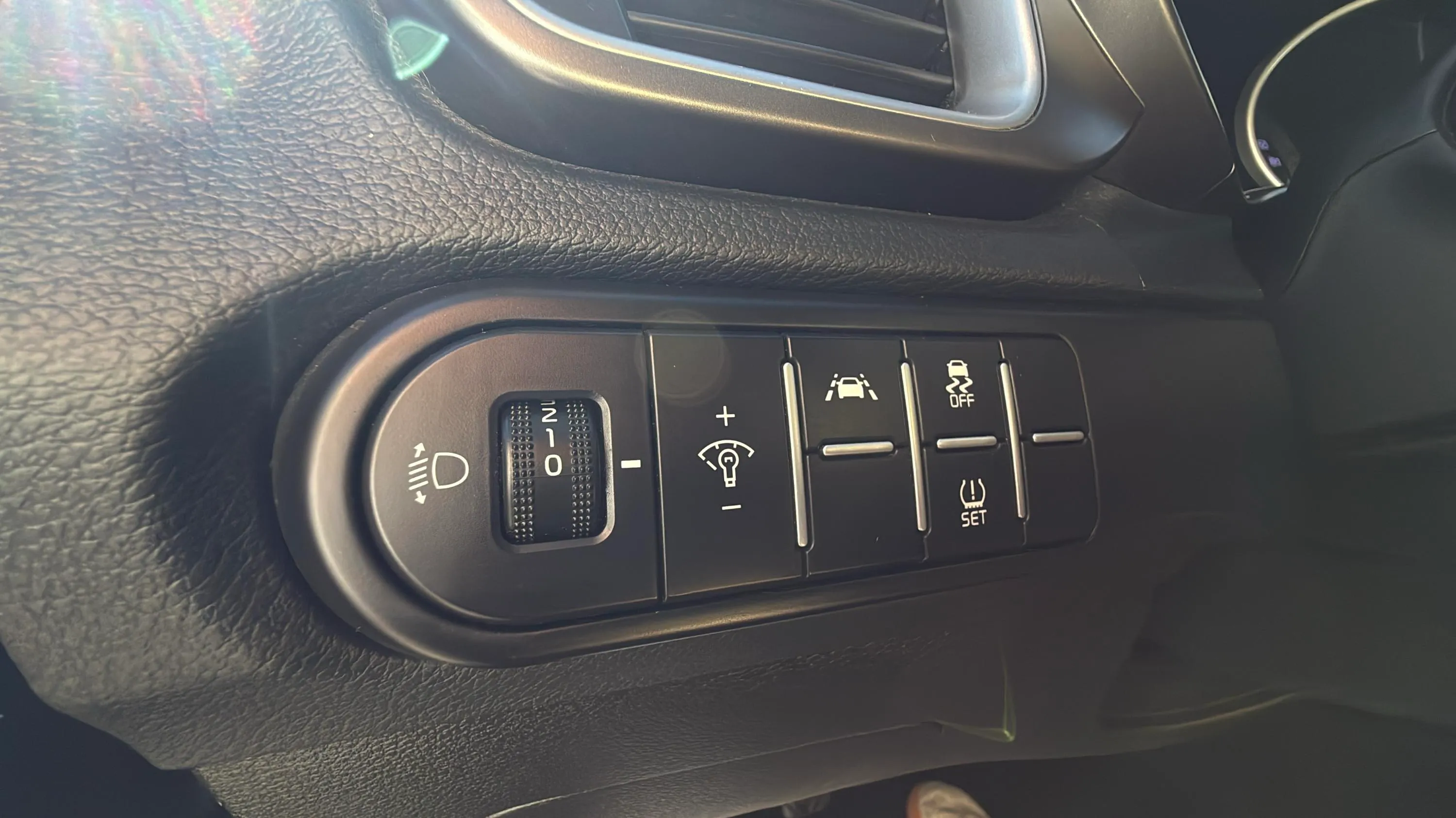Kia XCeed 1.5 MHEV iMT Drive - foto 18