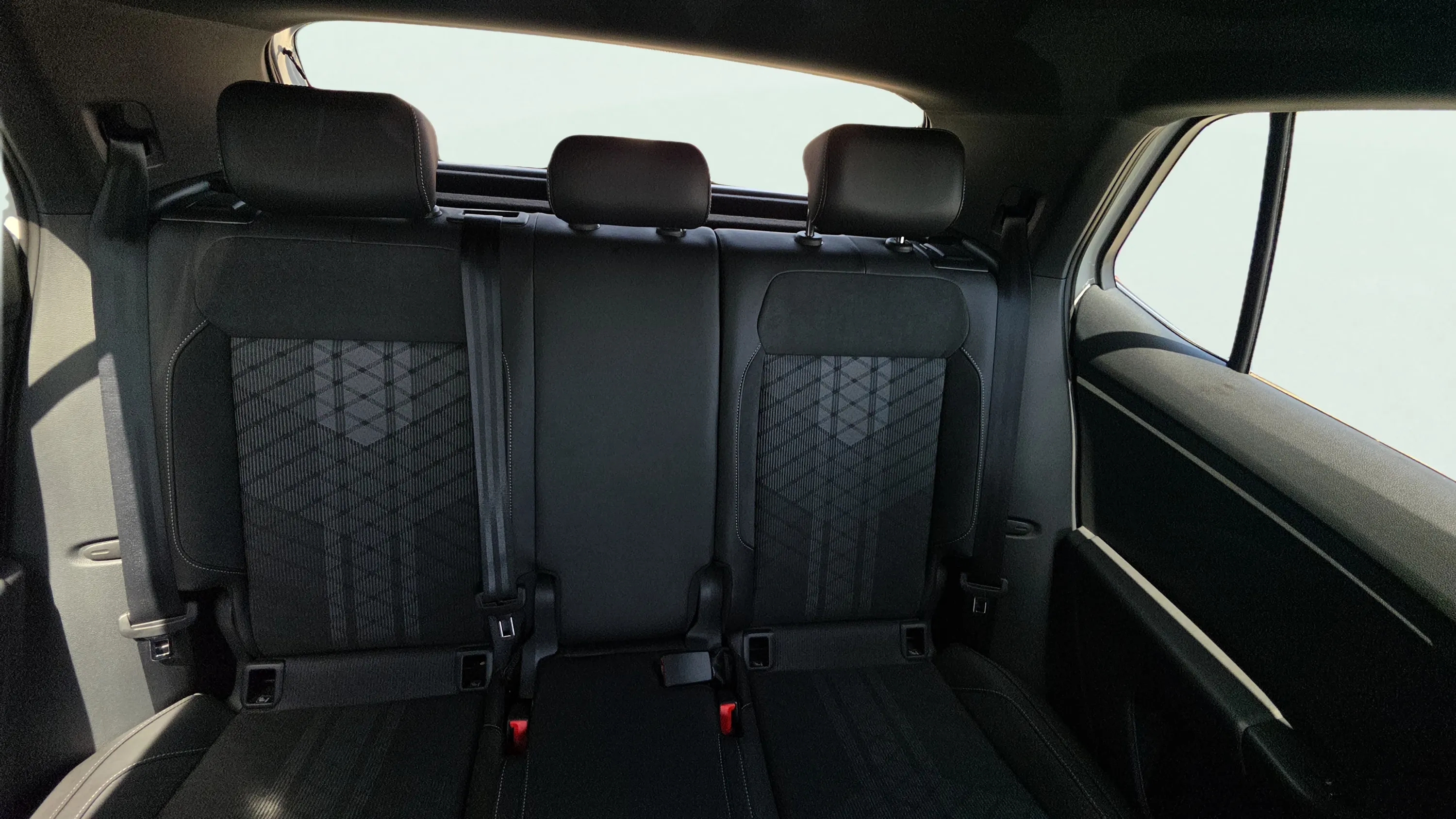 Volkswagen T-Cross R-Line 1.5 TSI DSG - foto 11