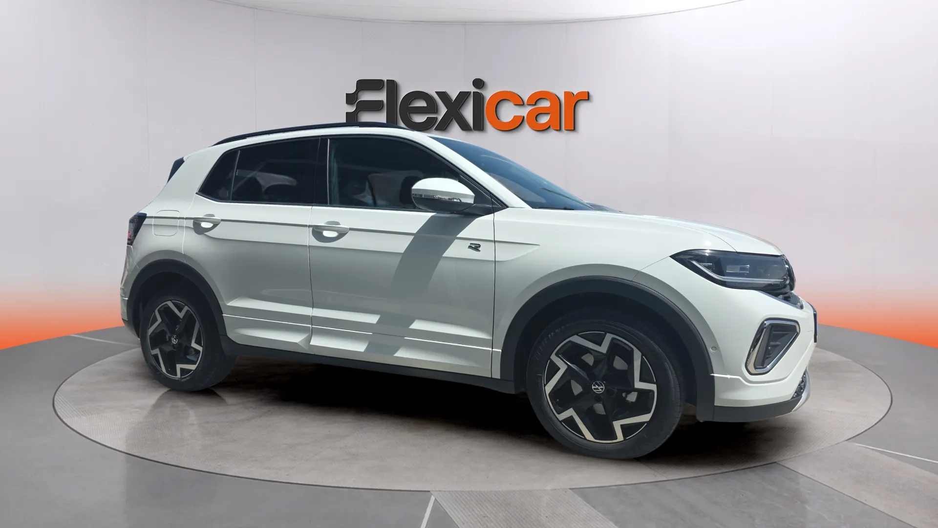 Volkswagen T-Cross R-Line 1.5 TSI DSG - foto 4
