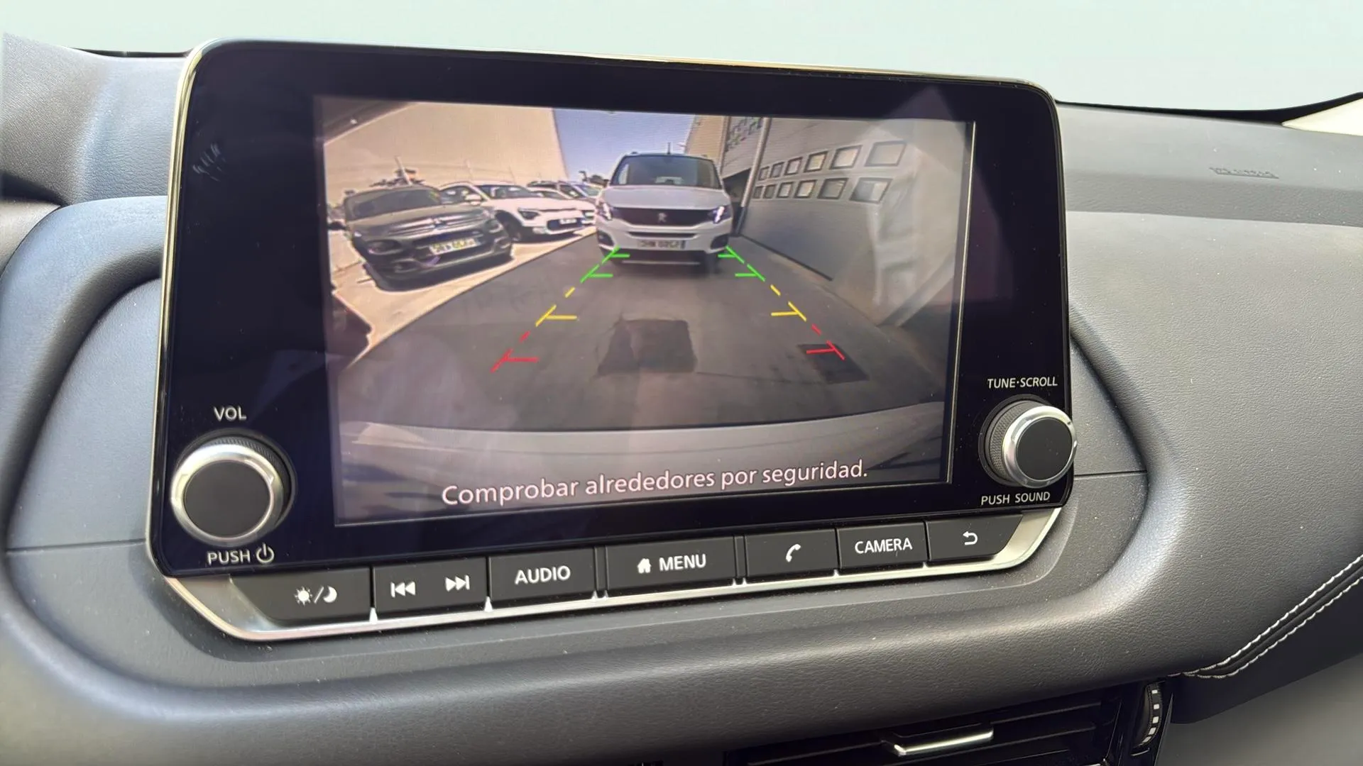 Nissan Qashqai DIG-T mHEV 4x2 Acenta - foto 16