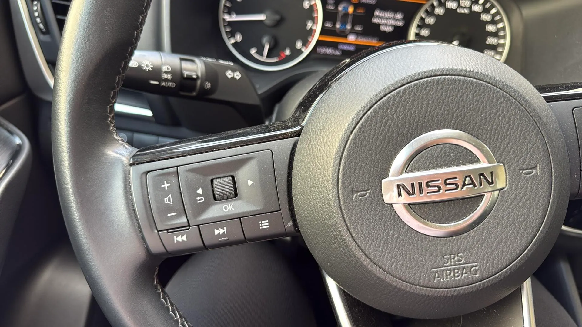 Nissan Qashqai DIG-T mHEV 4x2 Acenta - foto 12