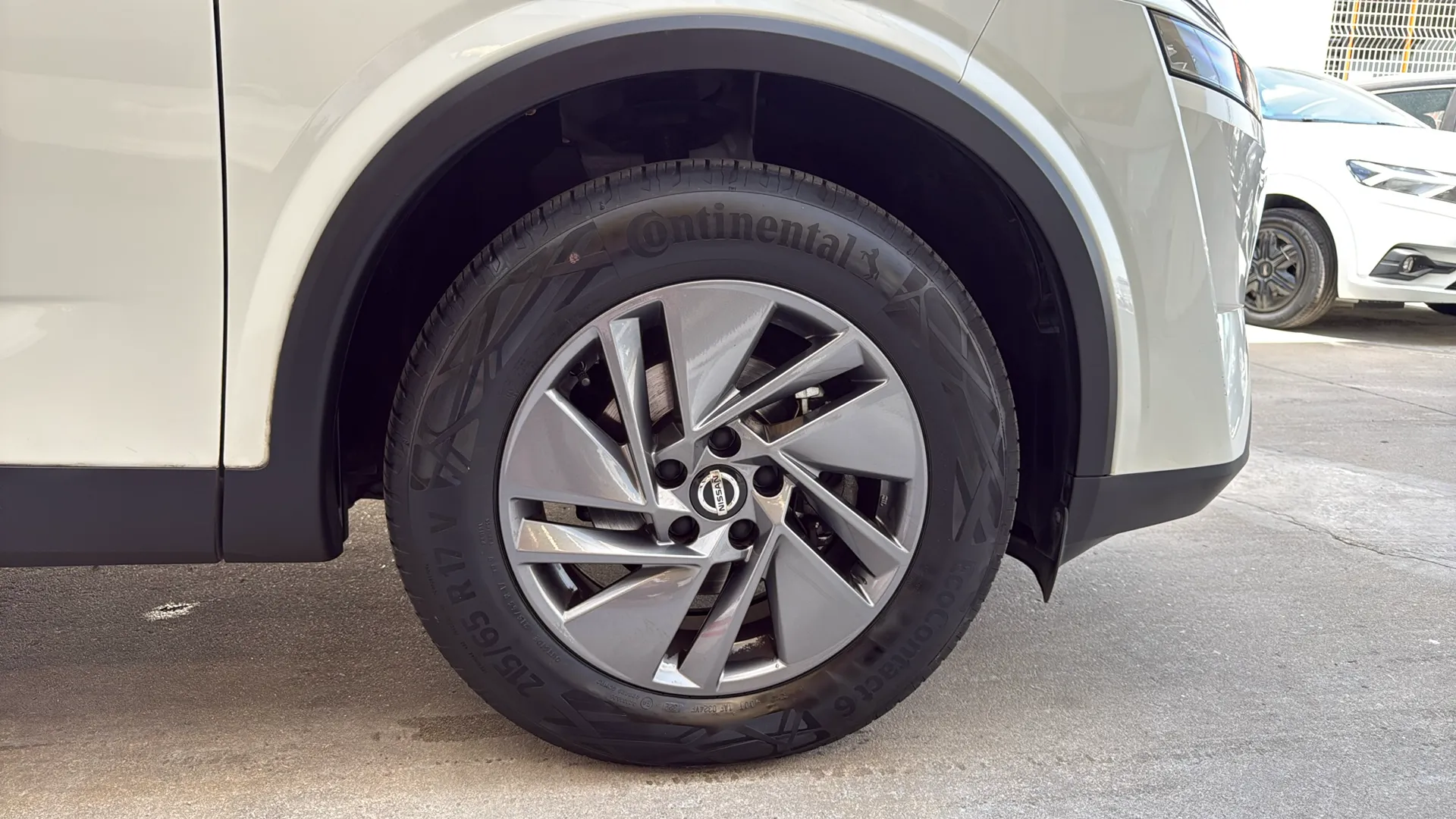 Nissan Qashqai DIG-T mHEV 4x2 Acenta - foto 23