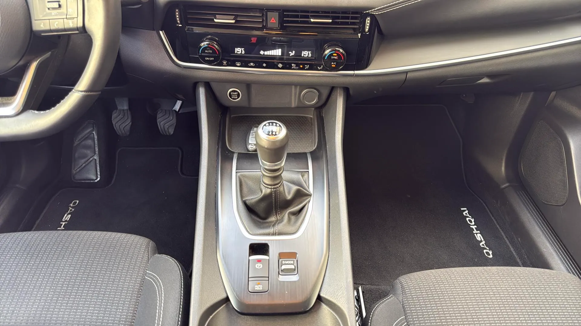 Nissan Qashqai DIG-T mHEV 4x2 Acenta - foto 15