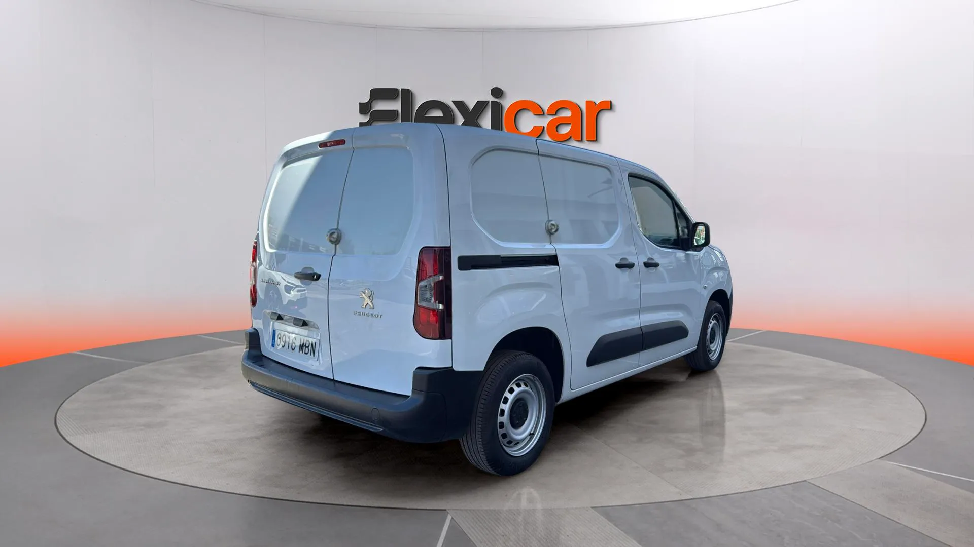 Peugeot Partner Pro 600KG BlueHDi - foto 7