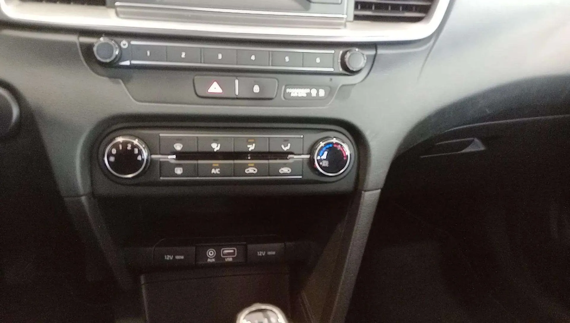 Kia Ceed 1.0 T-GDi - foto 16