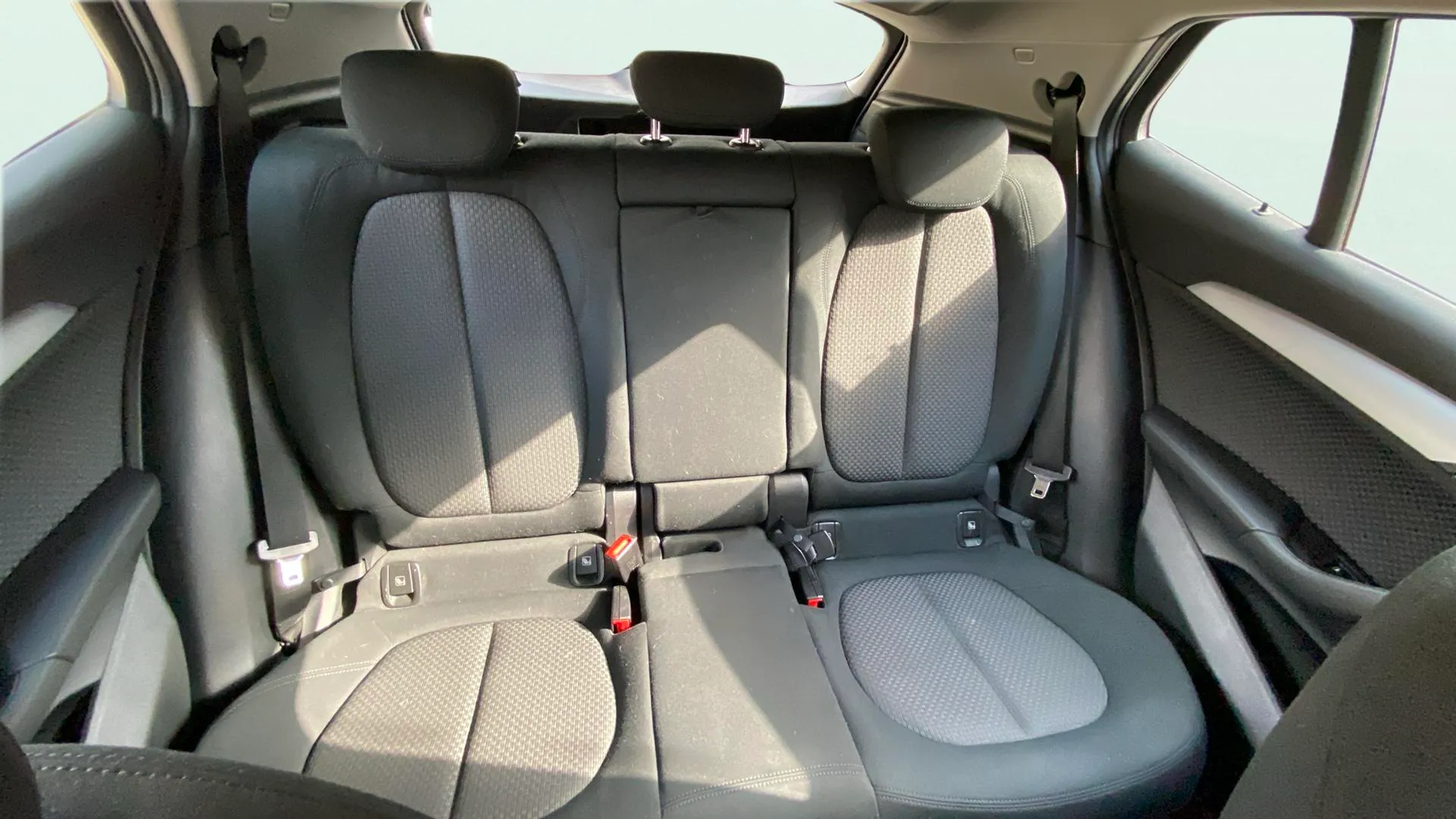BMW X2 sDrive18d - foto 14