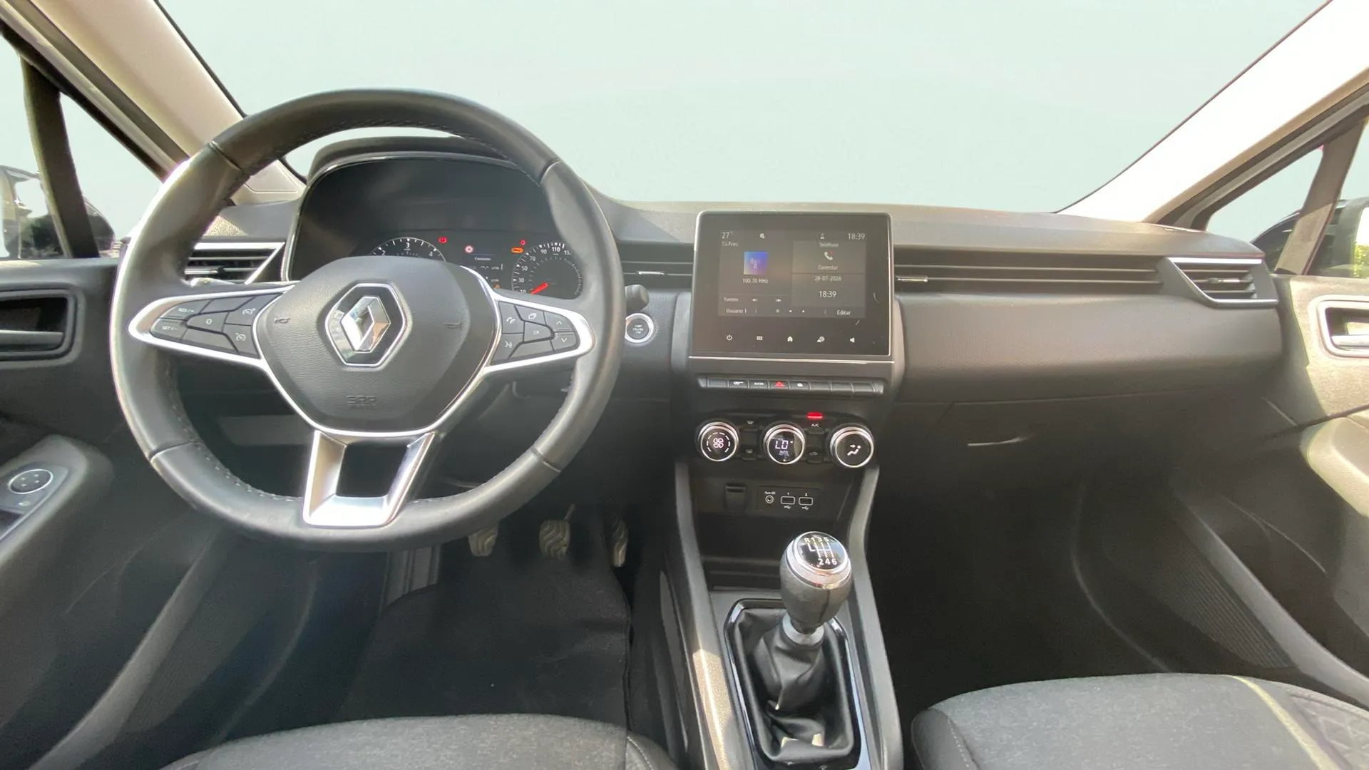 Renault Clio Equilibre Blue dCi - foto 16