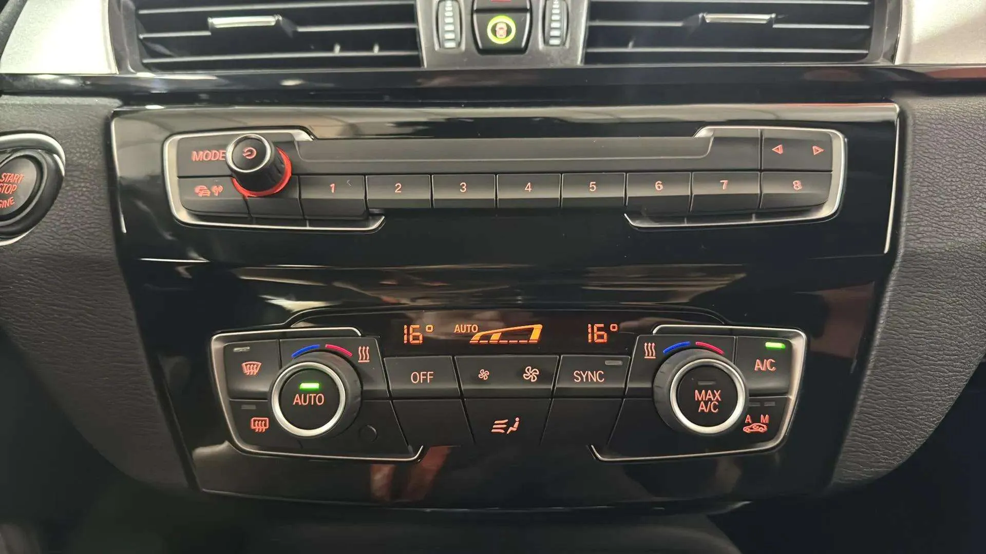 BMW X1 sDrive18d - foto 16