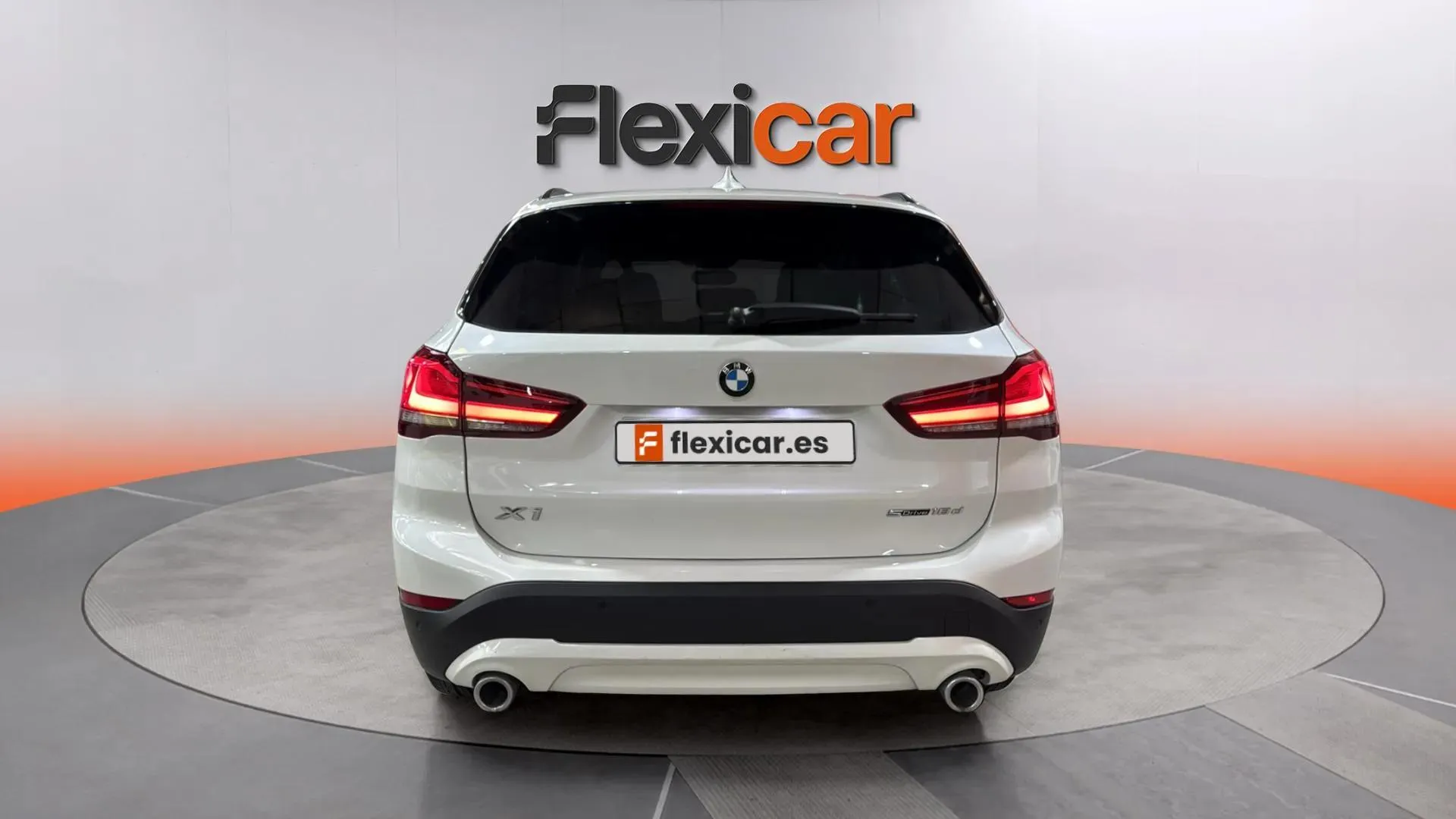 BMW X1 sDrive18d - foto 6