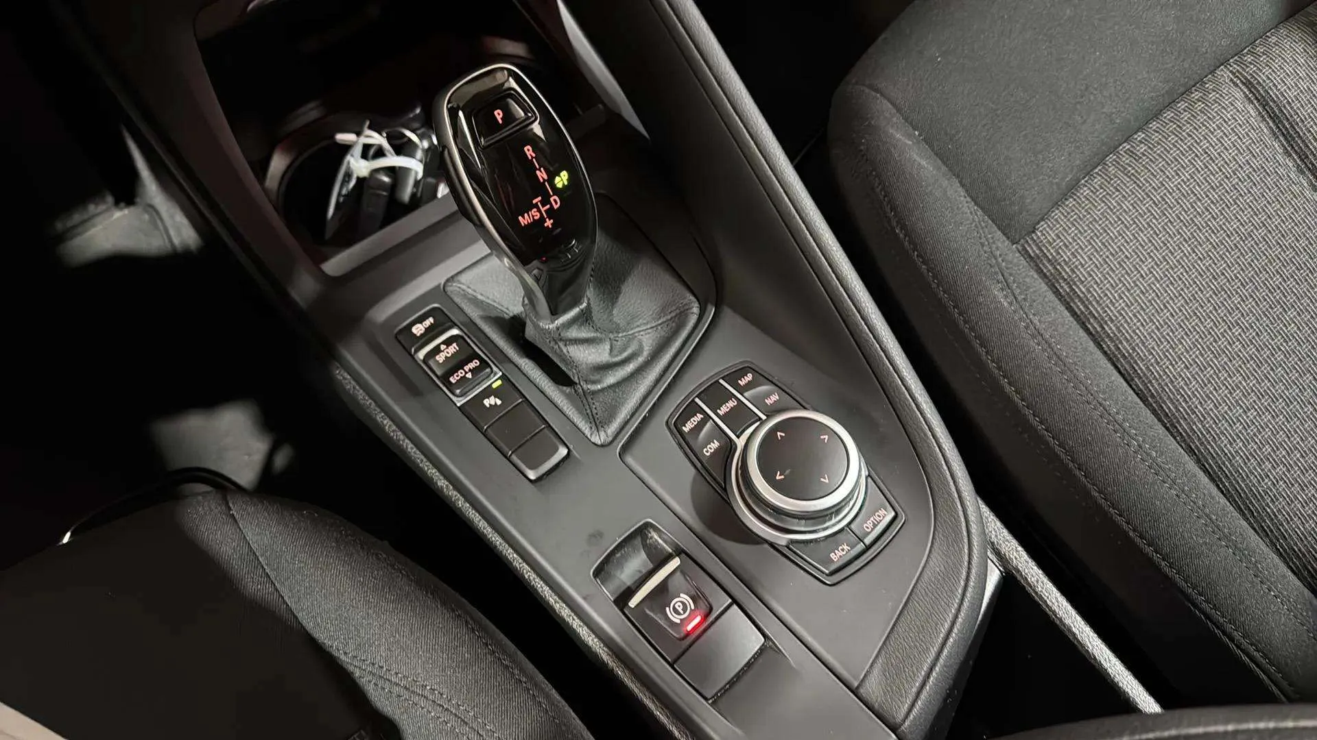 BMW X1 sDrive18d - foto 20