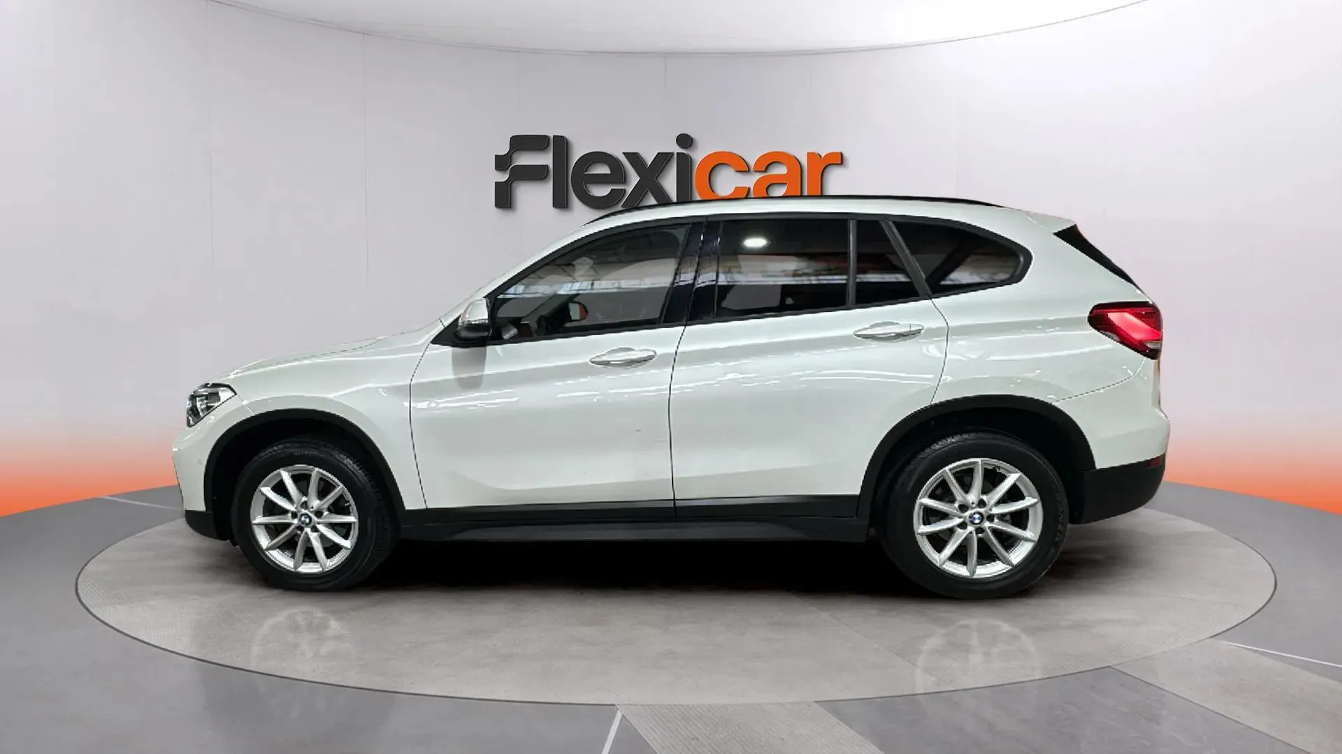 BMW X1 sDrive18d - foto 4