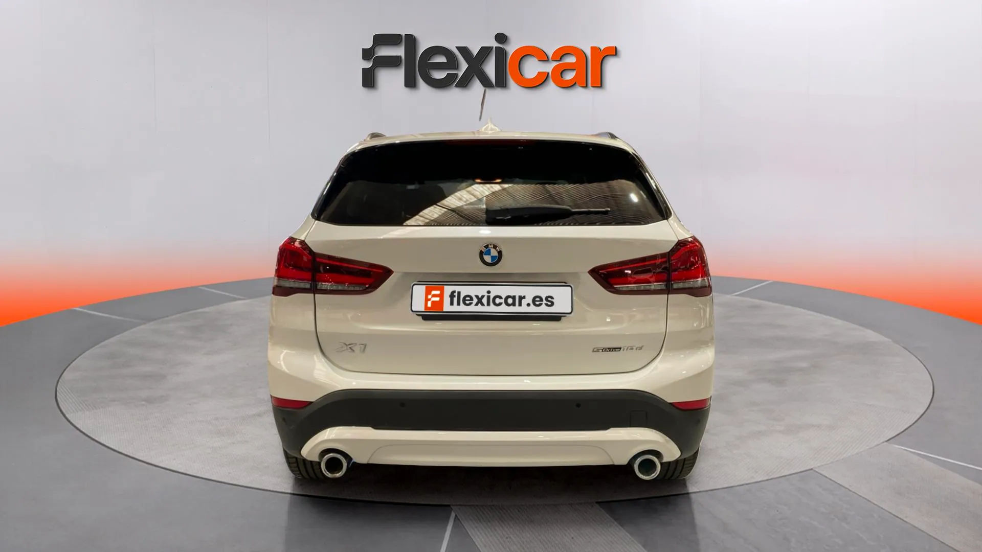 BMW X1 sDrive18d - foto 7
