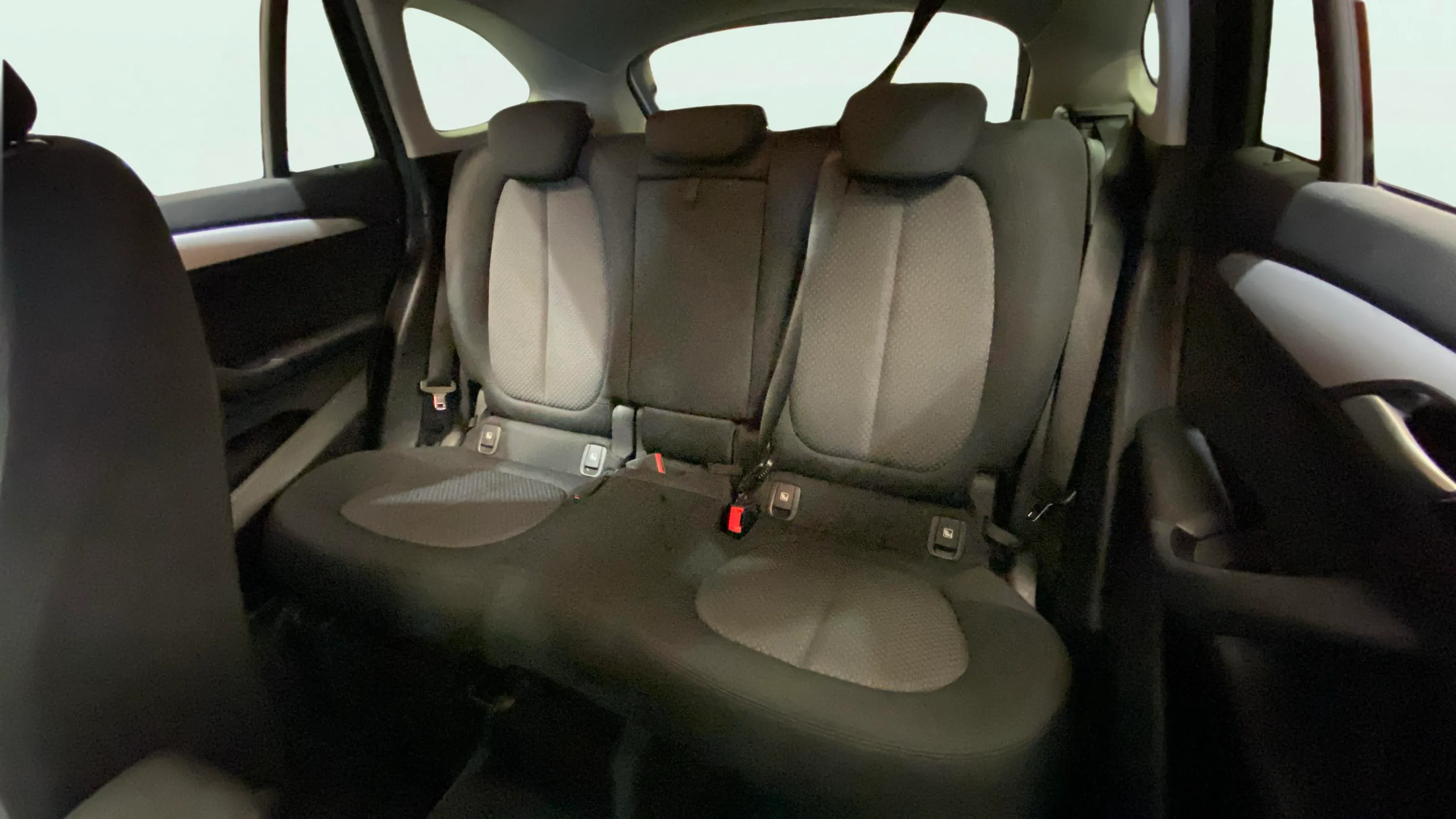 BMW X1 sDrive18d - foto 13