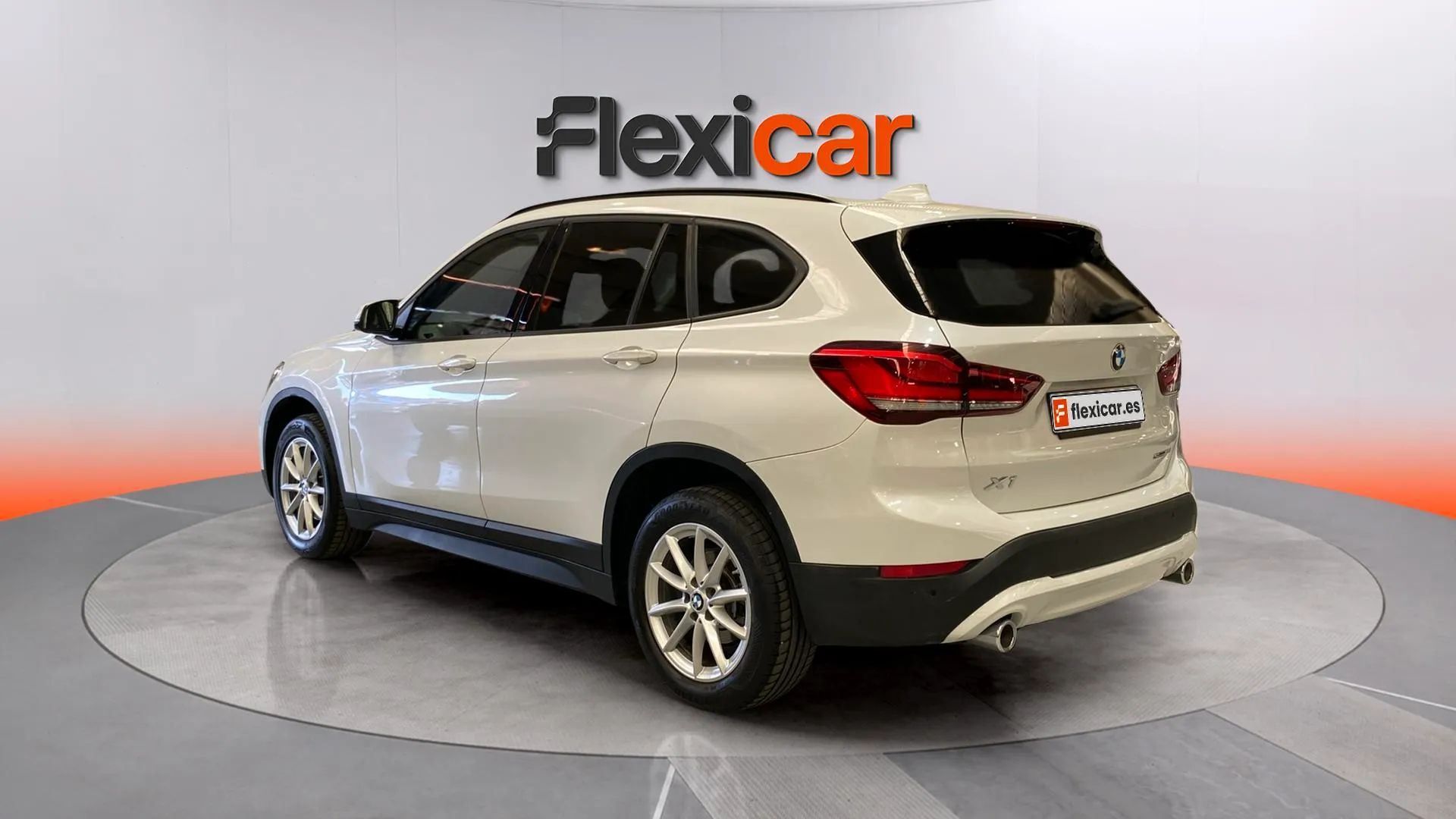 BMW X1 sDrive18d - foto 6