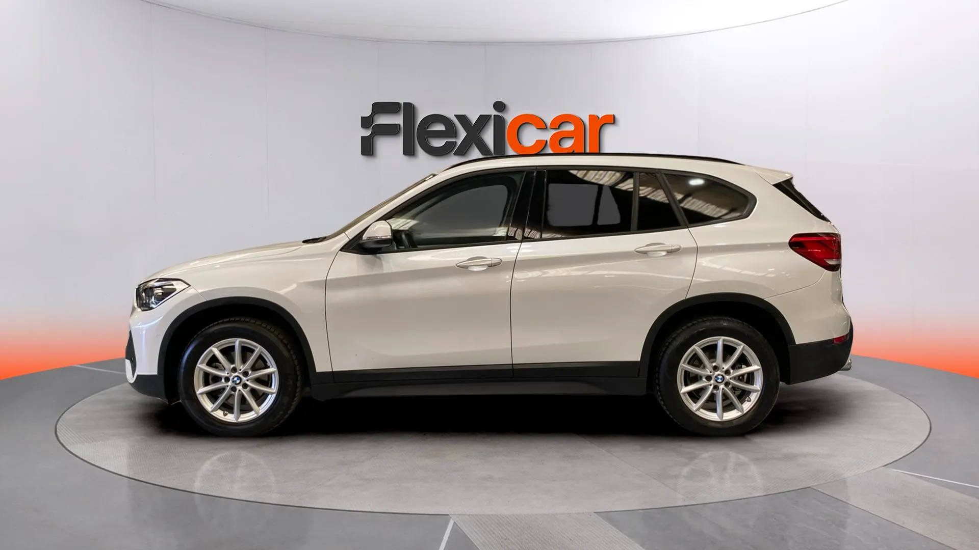 BMW X1 sDrive18d - foto 4