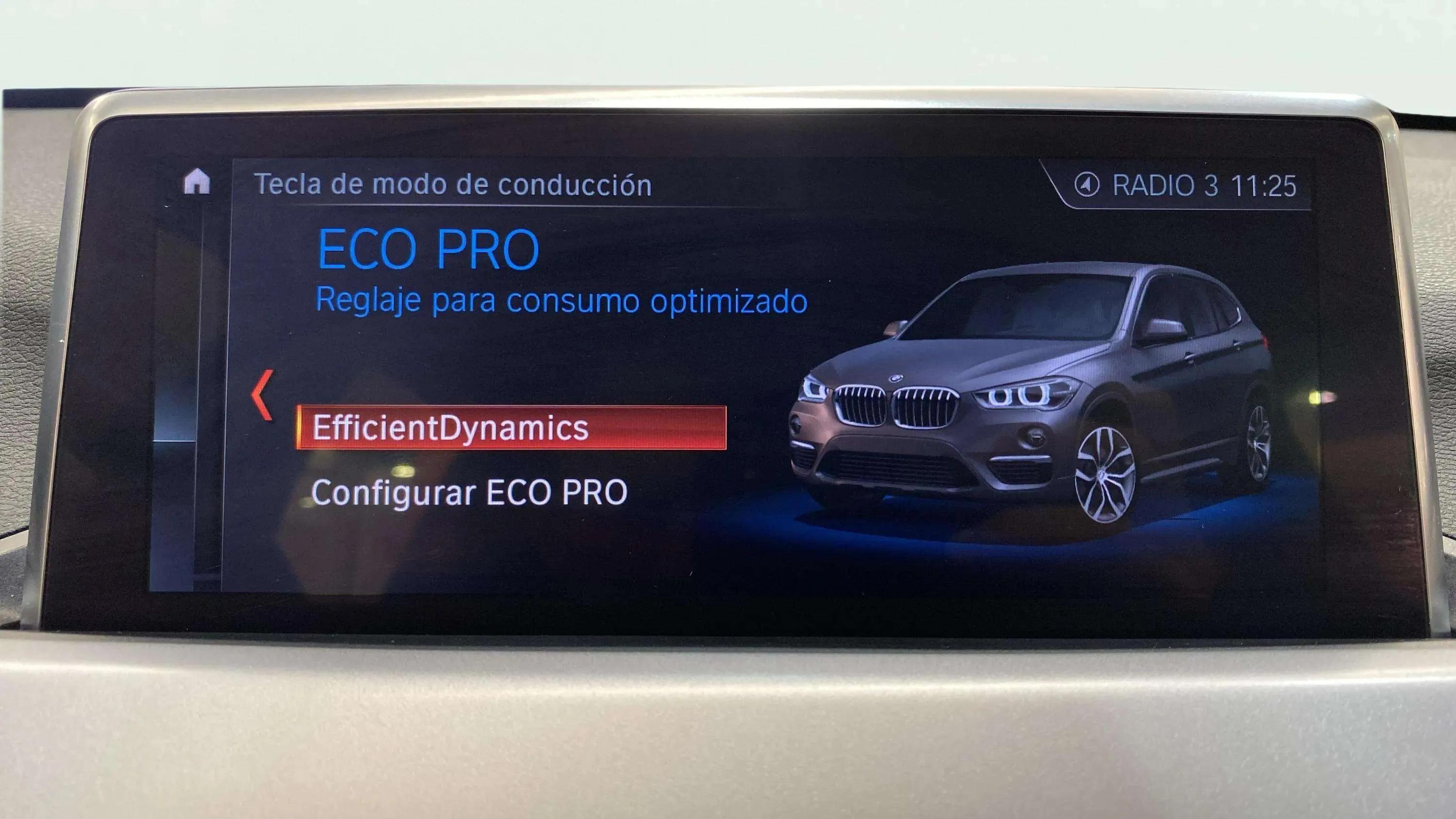 BMW X1 sDrive18d - foto 30