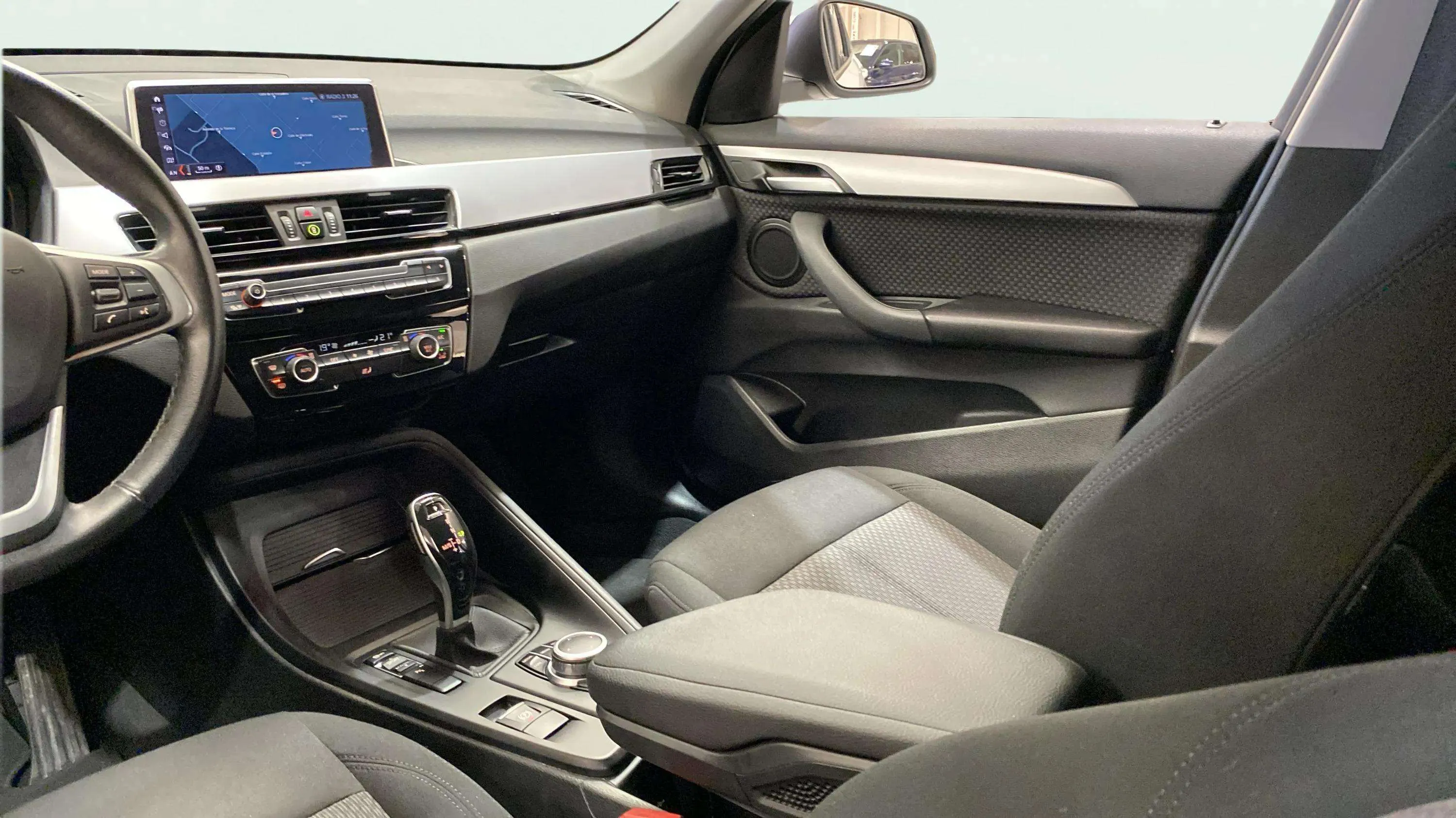 BMW X1 sDrive18d - foto 37