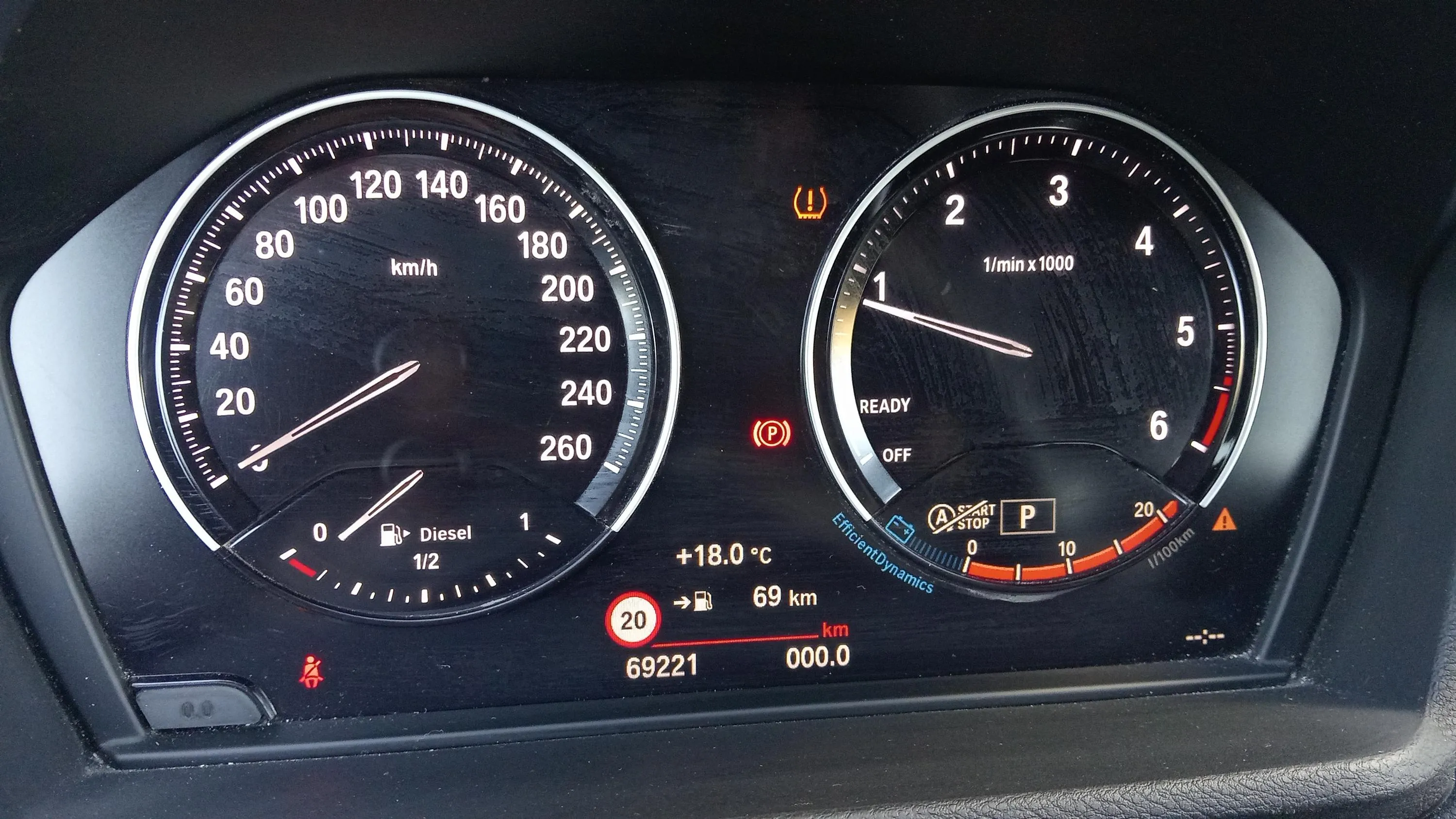BMW X1 sDrive18d - foto 16