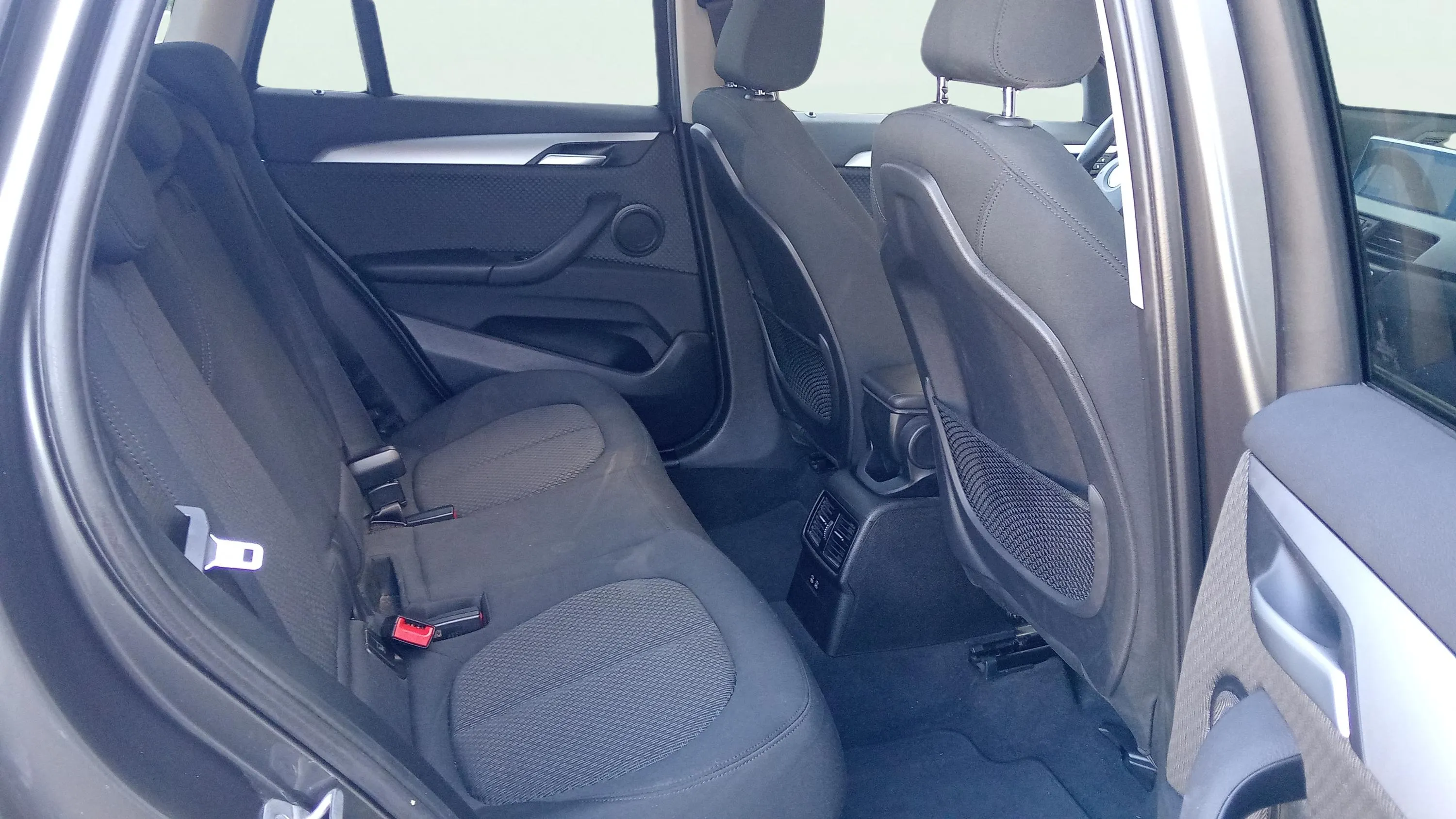 BMW X1 sDrive18d - foto 18