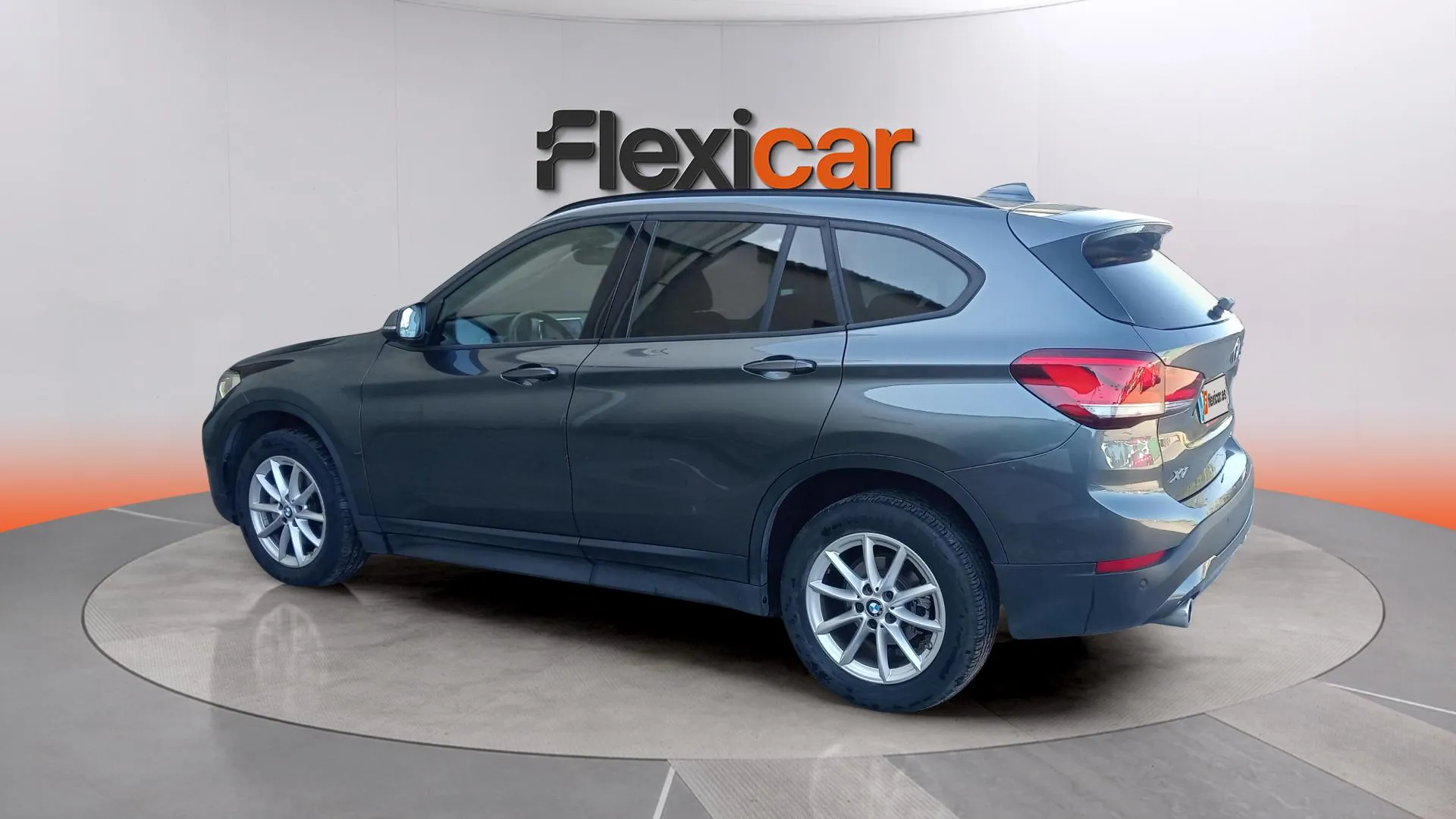 BMW X1 sDrive18d - foto 7