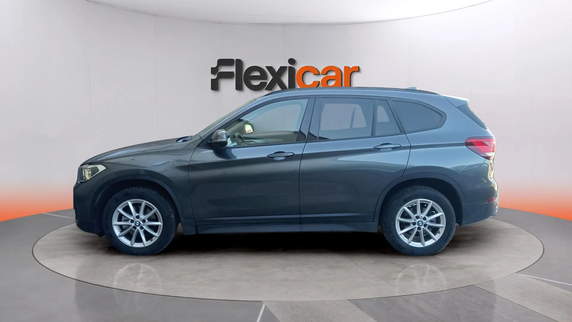 BMW X1 sDrive18d - foto 6