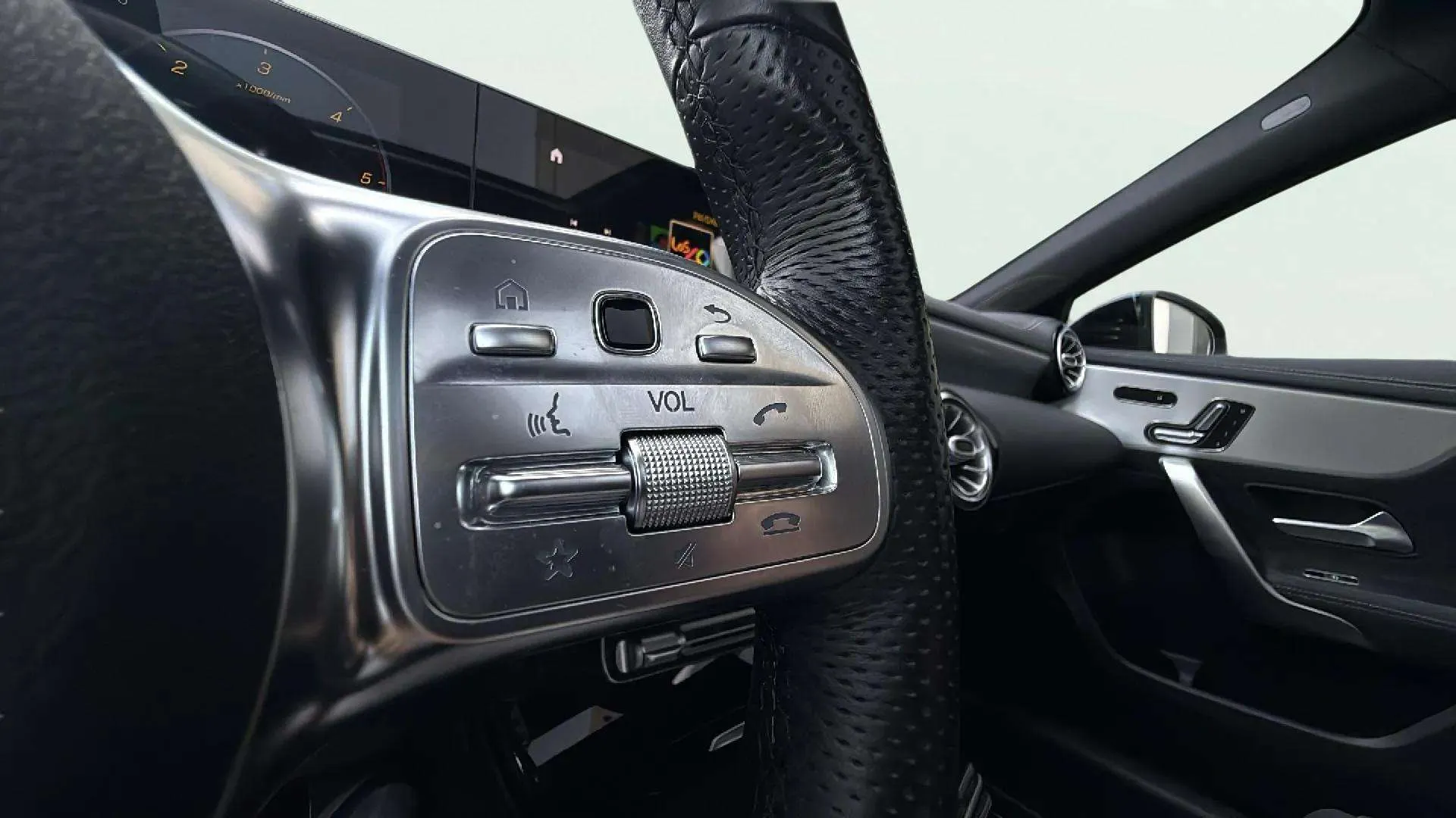 Mercedes-Benz Clase A A 200 d - foto 18