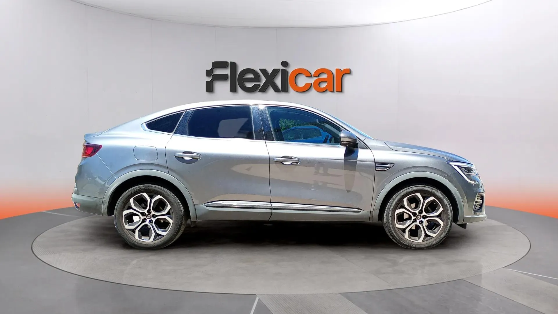 Renault Arkana Zen TCe EDC mild hybrid - foto 8