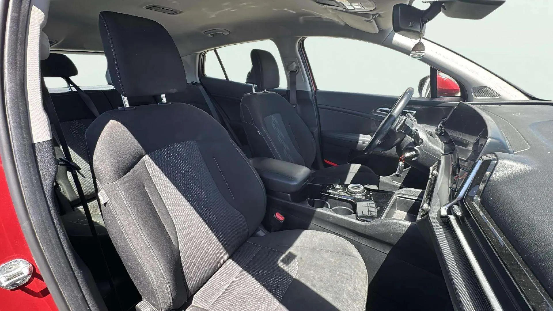 Kia Sportage 1.6 T-GDi HEV Drive 4x2 - foto 14